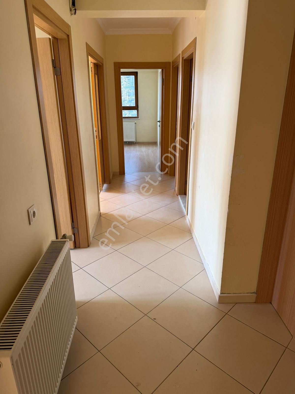 Polat Live Emlaktan Akçetunç Sitesi Bakımlı Kiralık Ara Kat 3+1 - Görsel 12