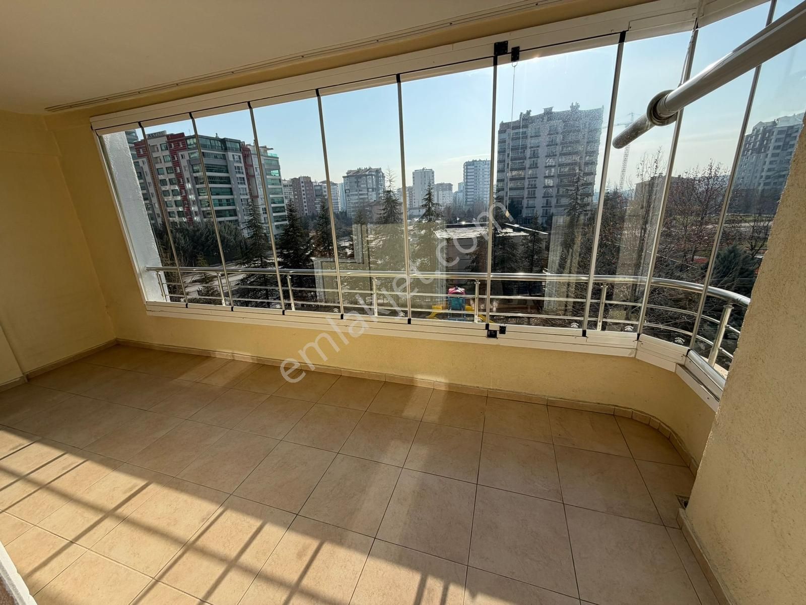 Polat Live Emlaktan Akçetunç Sitesi Bakımlı Kiralık Ara Kat 3+1 - Görsel 5