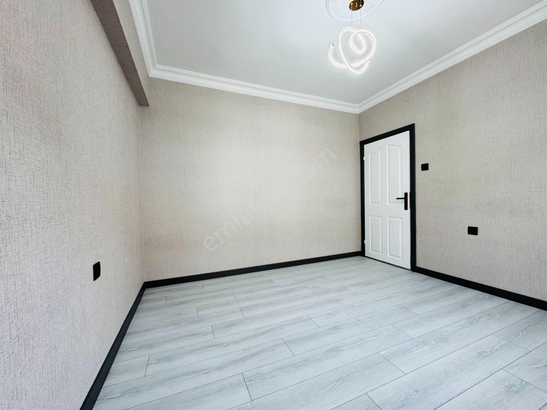 Nam-ak Emlak'tan 130m² Full Yapılı Kilerli Ön Cephe 3+1 Daire - Görsel 22