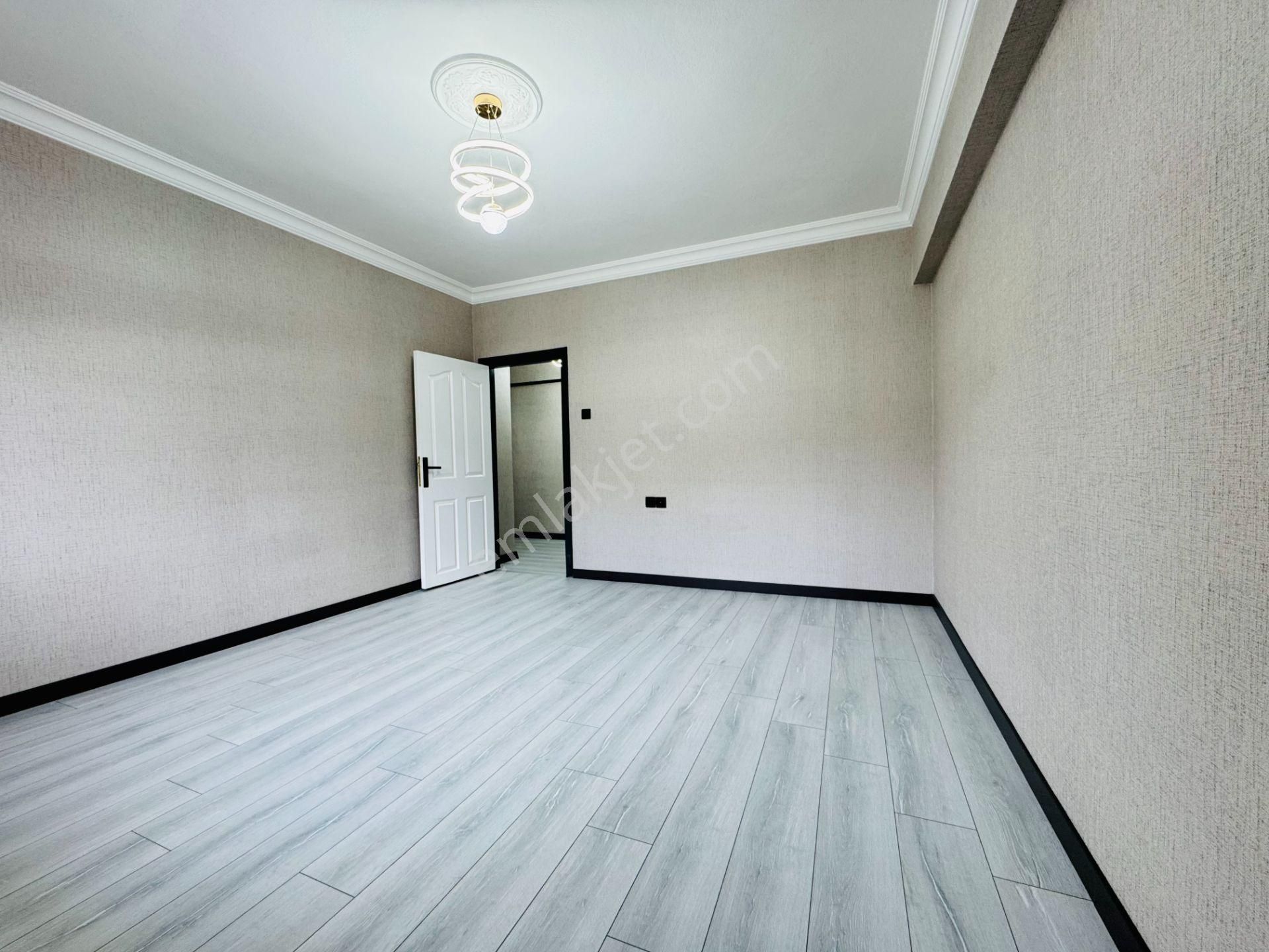 Nam-ak Emlak'tan 130m² Full Yapılı Kilerli Ön Cephe 3+1 Daire - Görsel 18