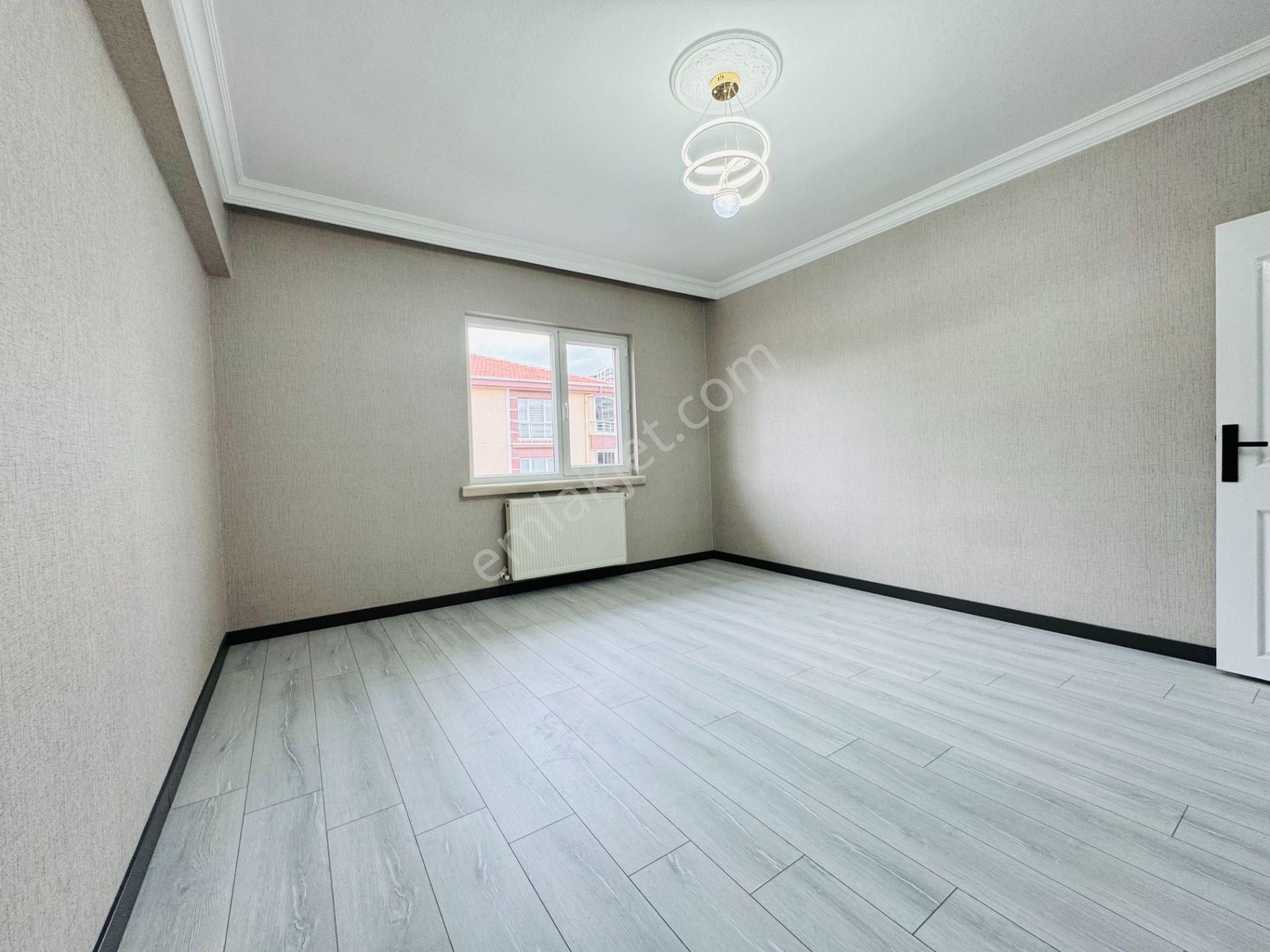 Nam-ak Emlak'tan 130m² Full Yapılı Kilerli Ön Cephe 3+1 Daire - Görsel 17