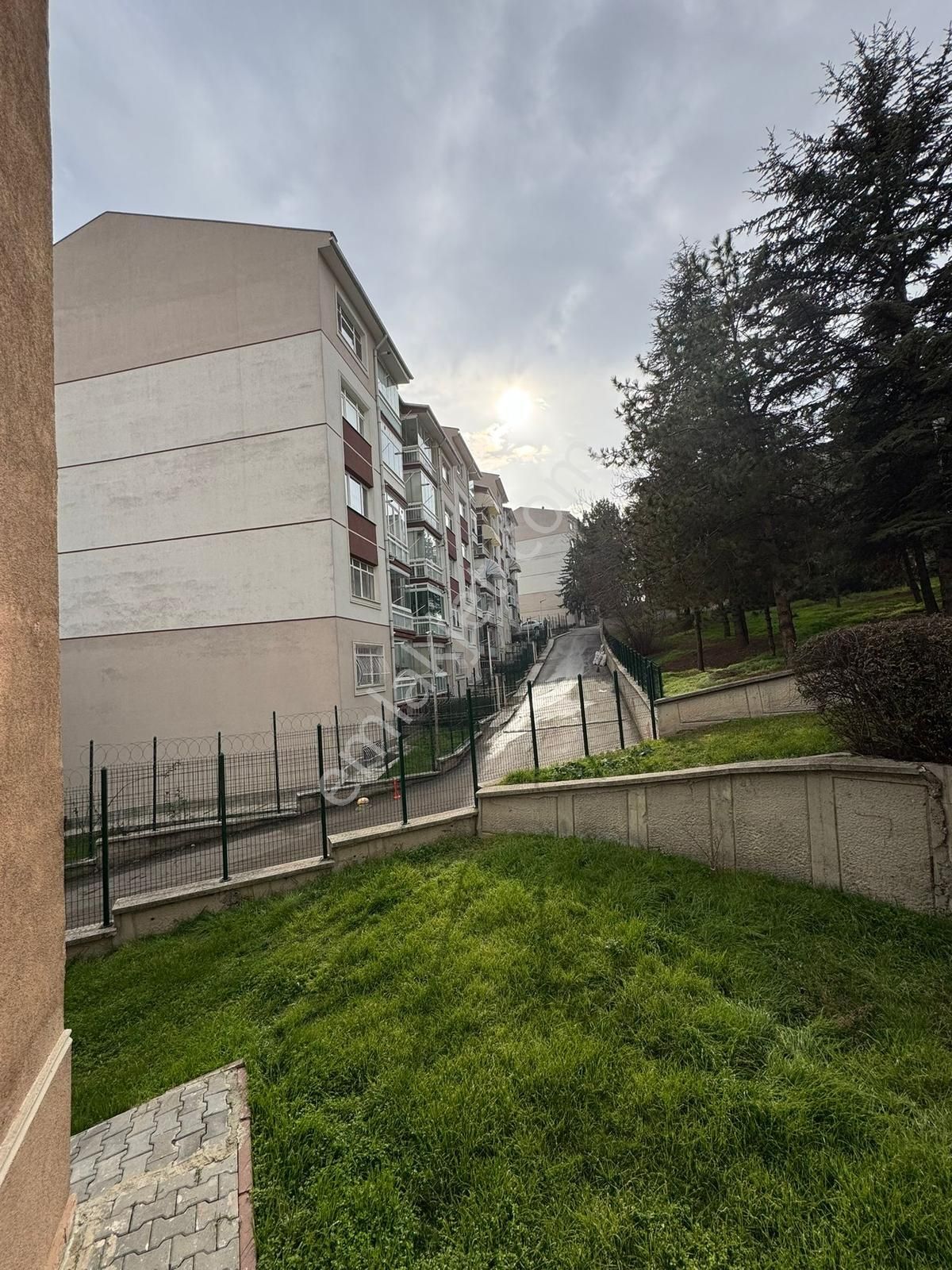 Polat Lıve Emlak'tan Merkezi Konumda 3+1 Daire - Görsel 14