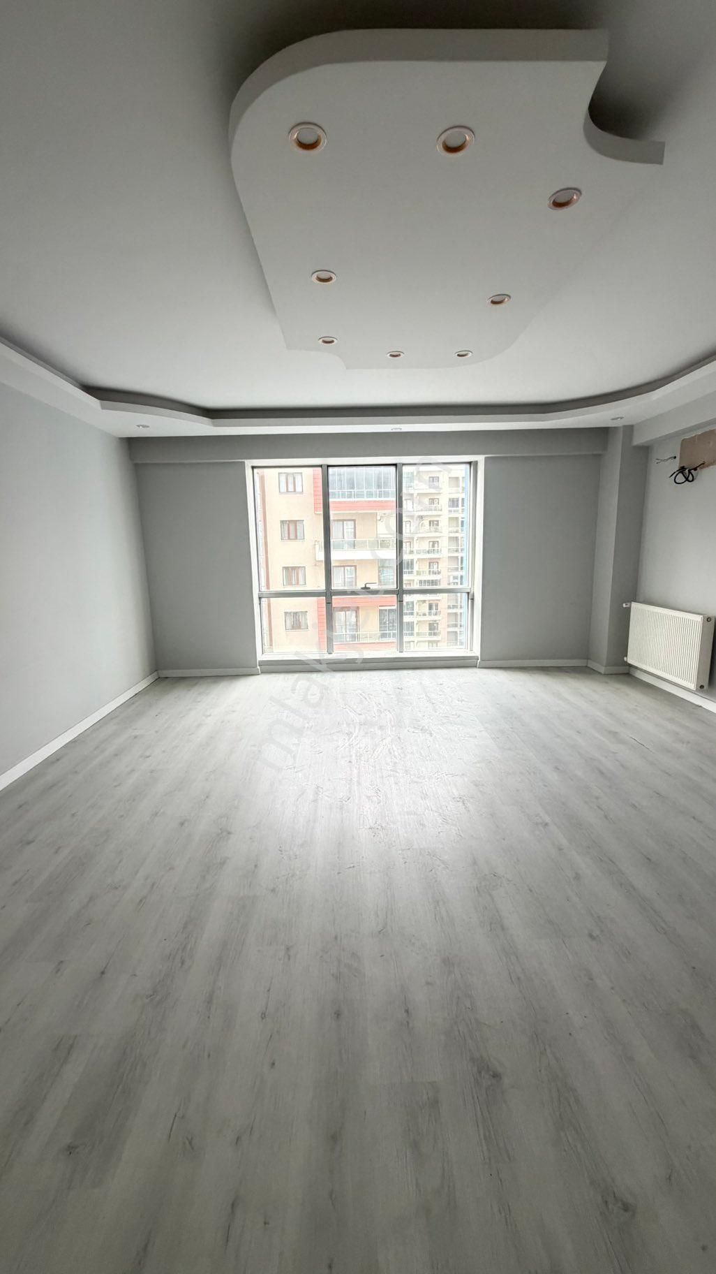 Beyaz Gayrimenkulden Site İçinde 3+1 Daire - Görsel 19