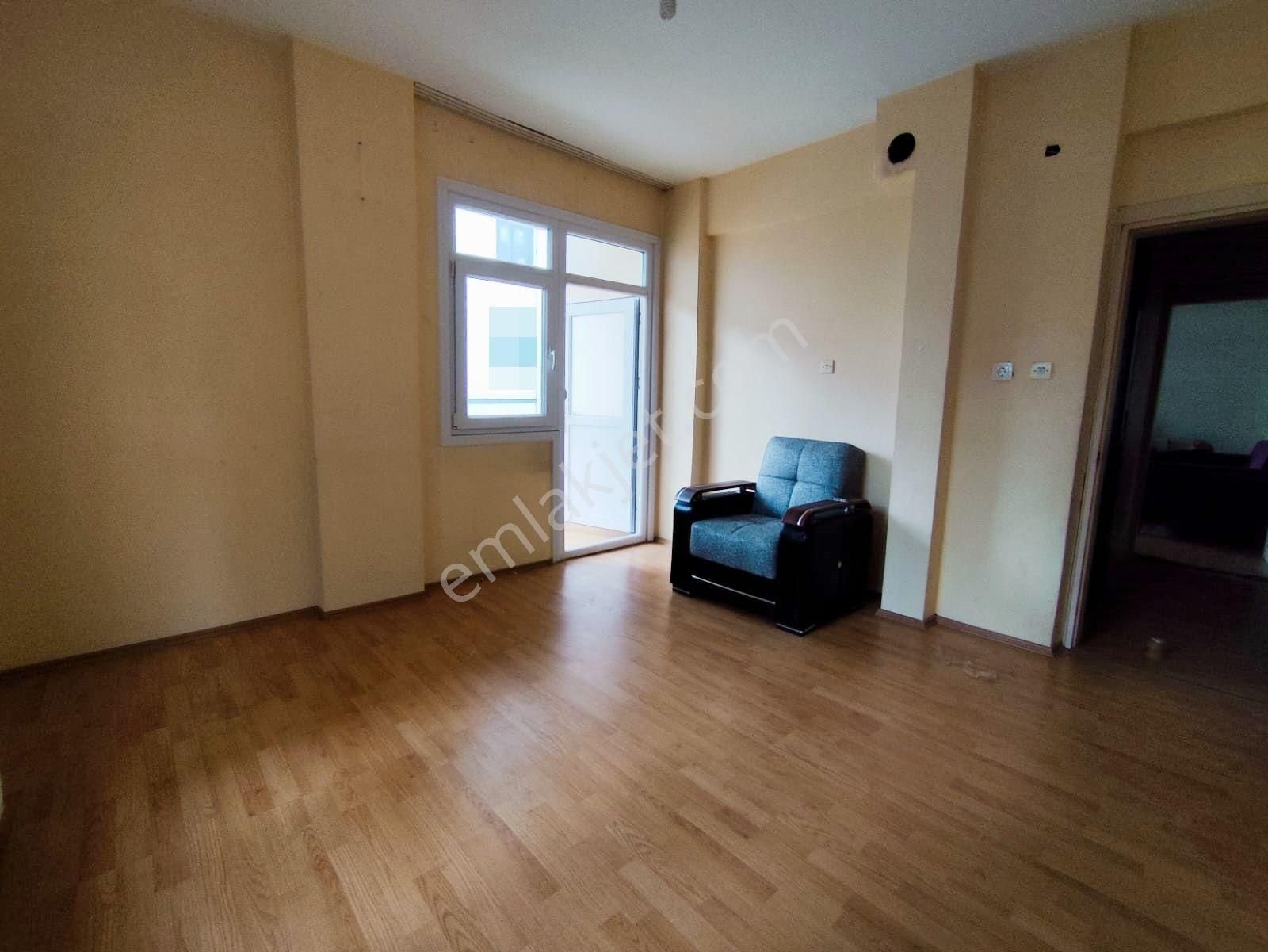 Mertcan Dan Soğanlık Metroya Yürüme 166m2 Fırsat Satılık Bina - Görsel 5