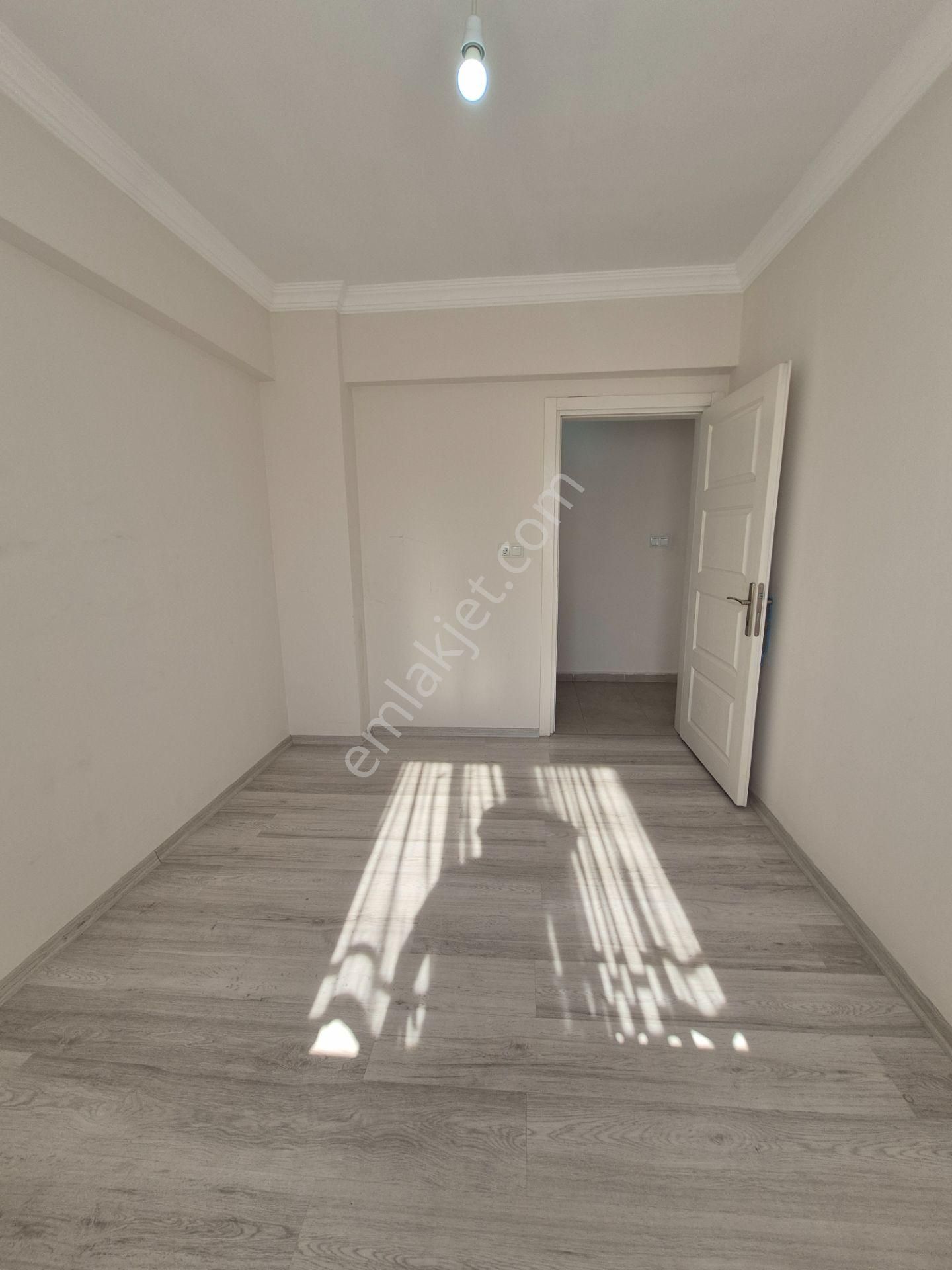 Yeşil Mah.'de Site İçerisinde 3+1 Kiralık Daire - Görsel 21