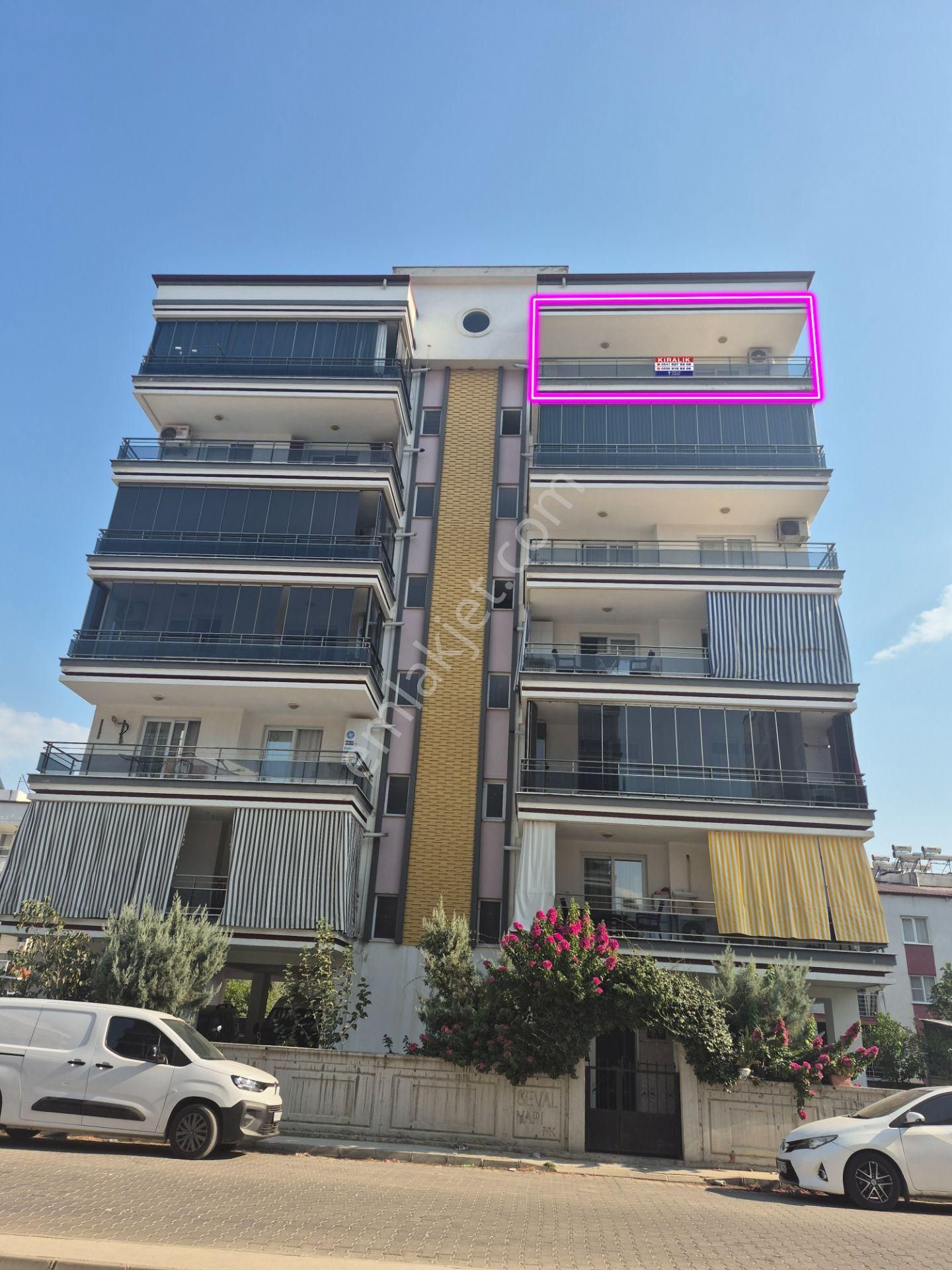 Yeşil Mah.'de Site İçerisinde 3+1 Kiralık Daire - Görsel 2