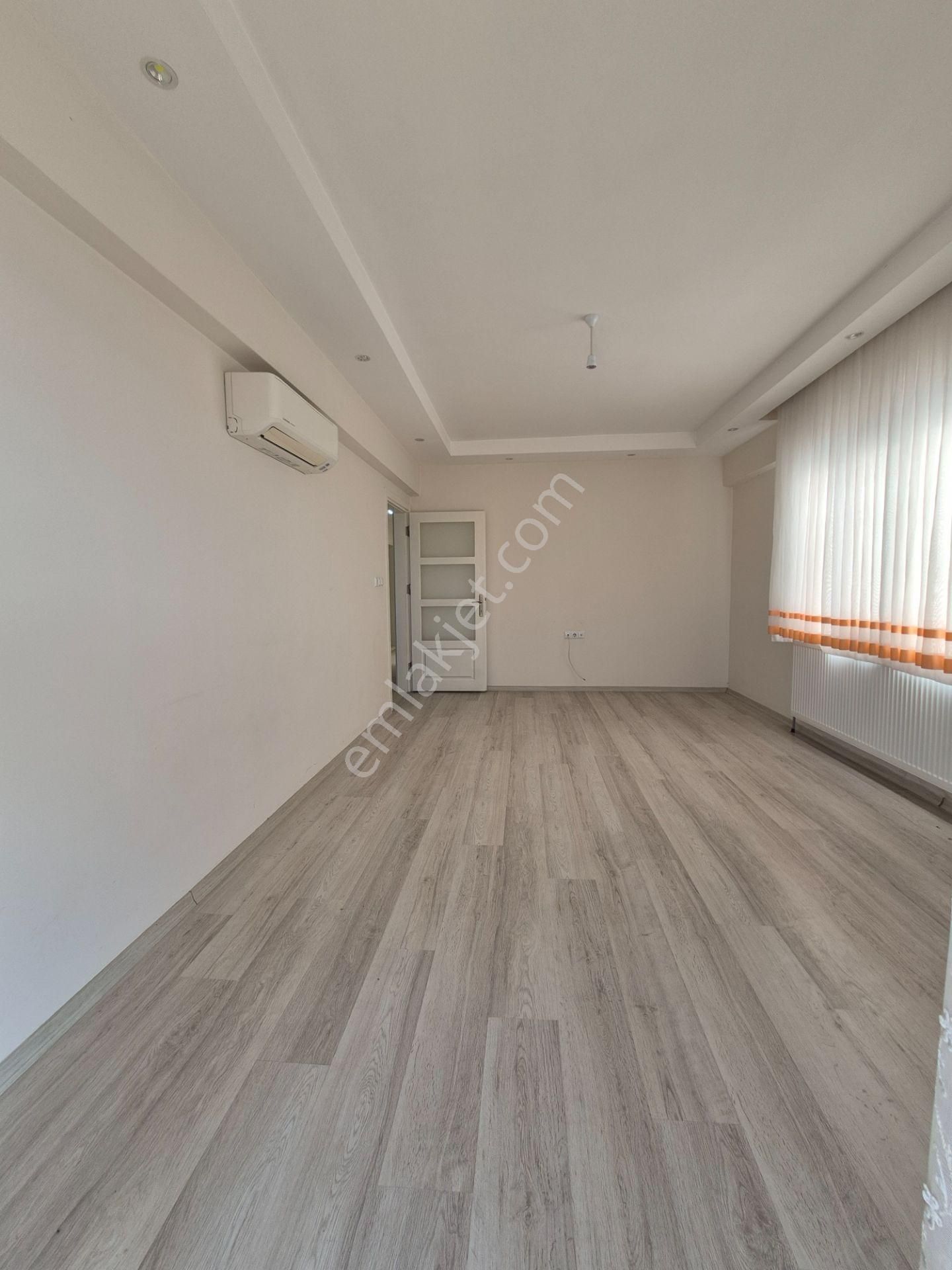 Yeşil Mah.'de Site İçerisinde 3+1 Kiralık Daire - Görsel 10