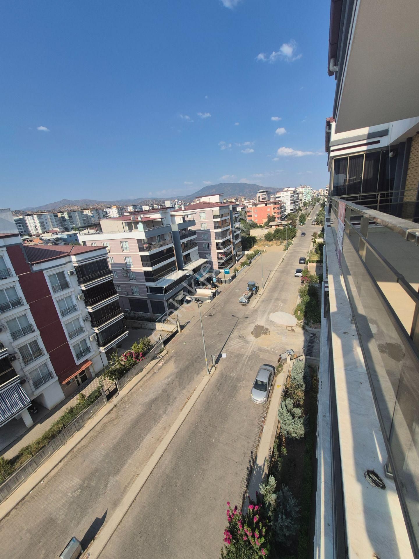 Yeşil Mah.'de Site İçerisinde 3+1 Kiralık Daire - Görsel 14