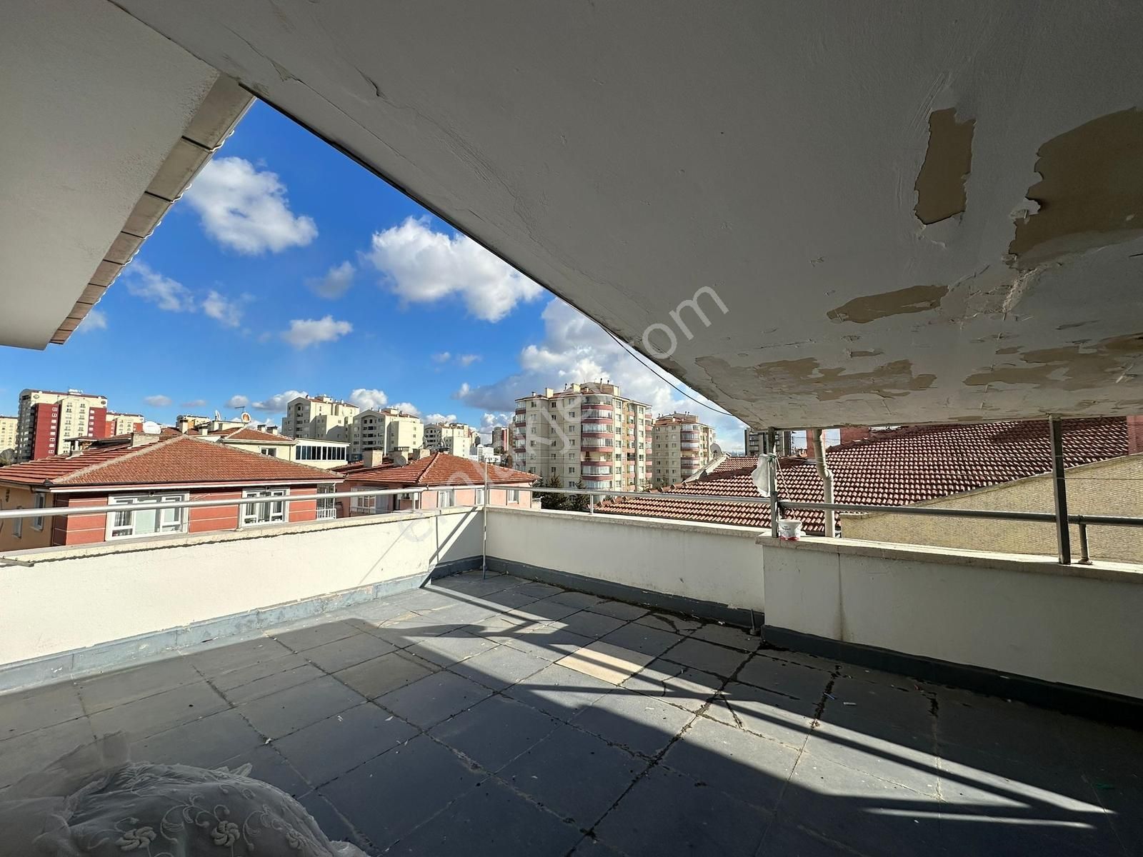 Polat Lıve Emlaktan Kiralık Teraslı Katta Dubleks 4+1 Daire - Görsel 23