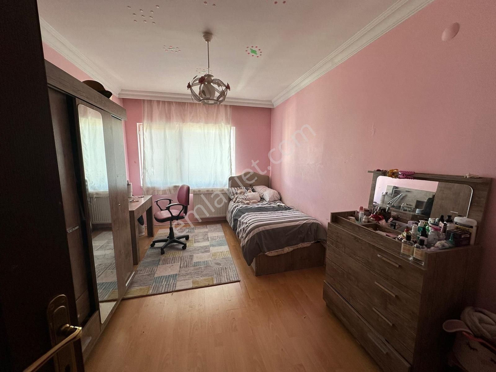 Polat Lıve Emlaktan Kiralık Teraslı Katta Dubleks 4+1 Daire - Görsel 10