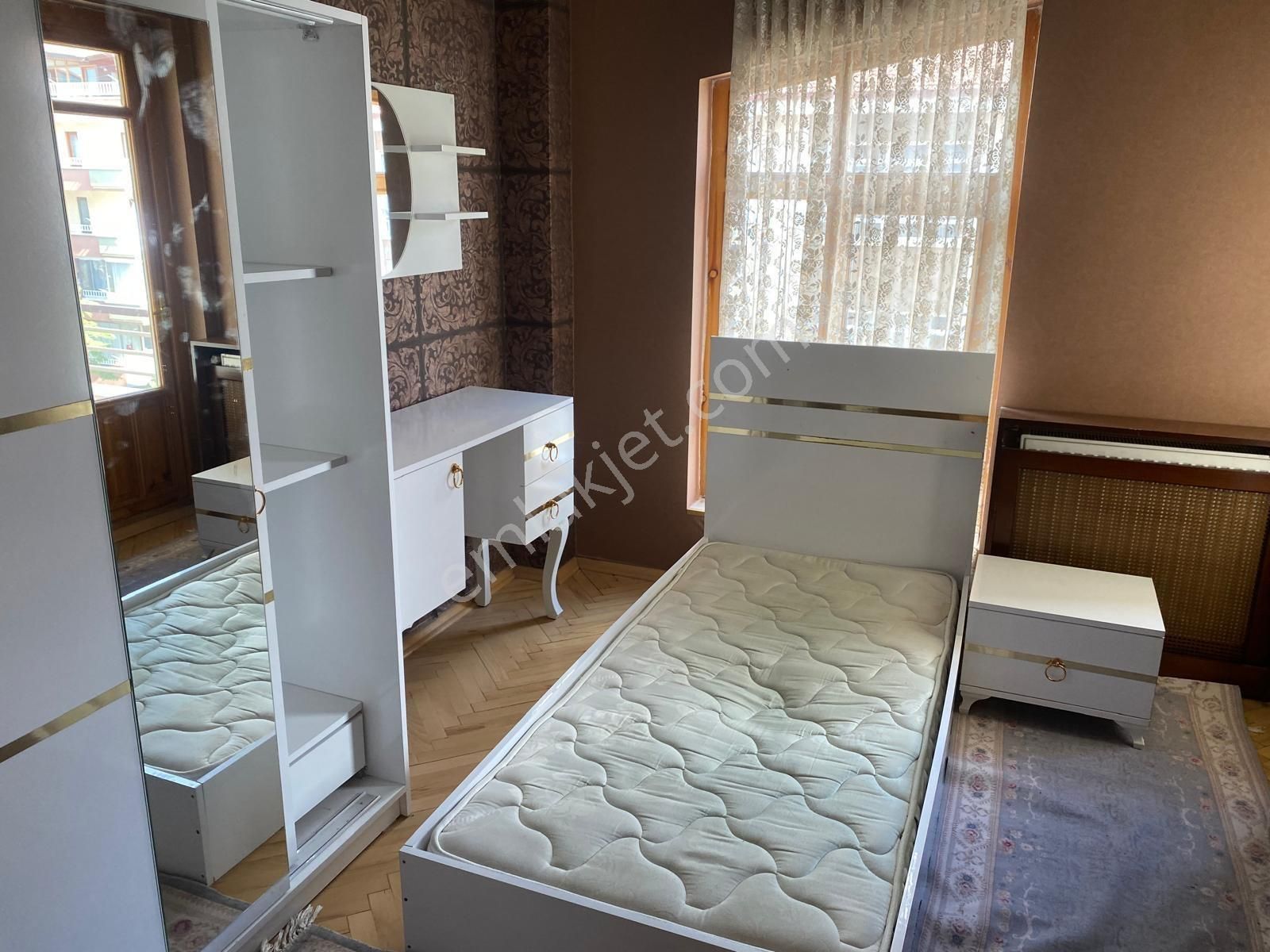 Polat Live'dan Dutluk Metro Yakını Teraslı Manzaralı Satılık - Görsel 11