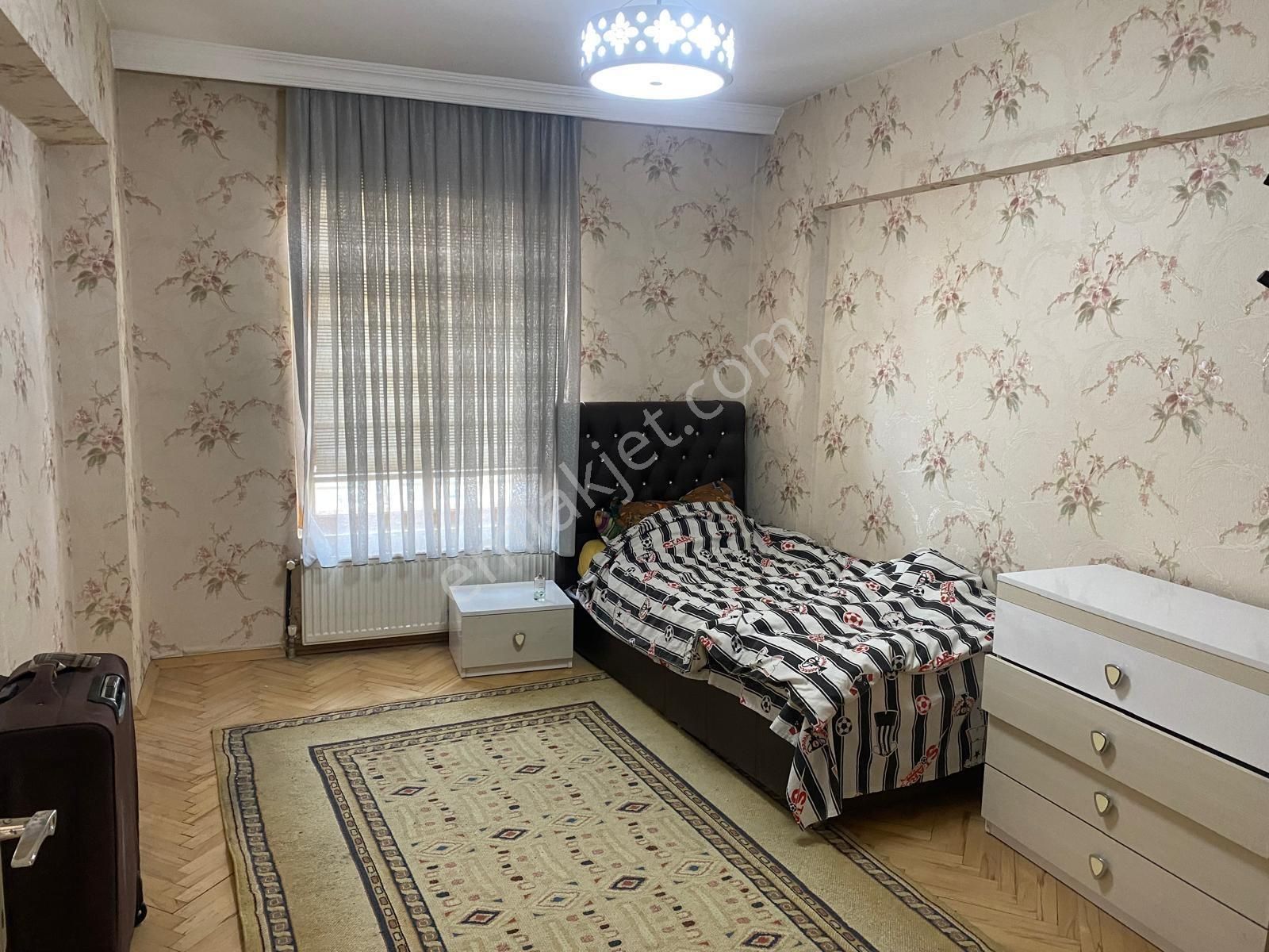 Polat Live'dan Dutluk Metro Yakını Teraslı Manzaralı Satılık - Görsel 20