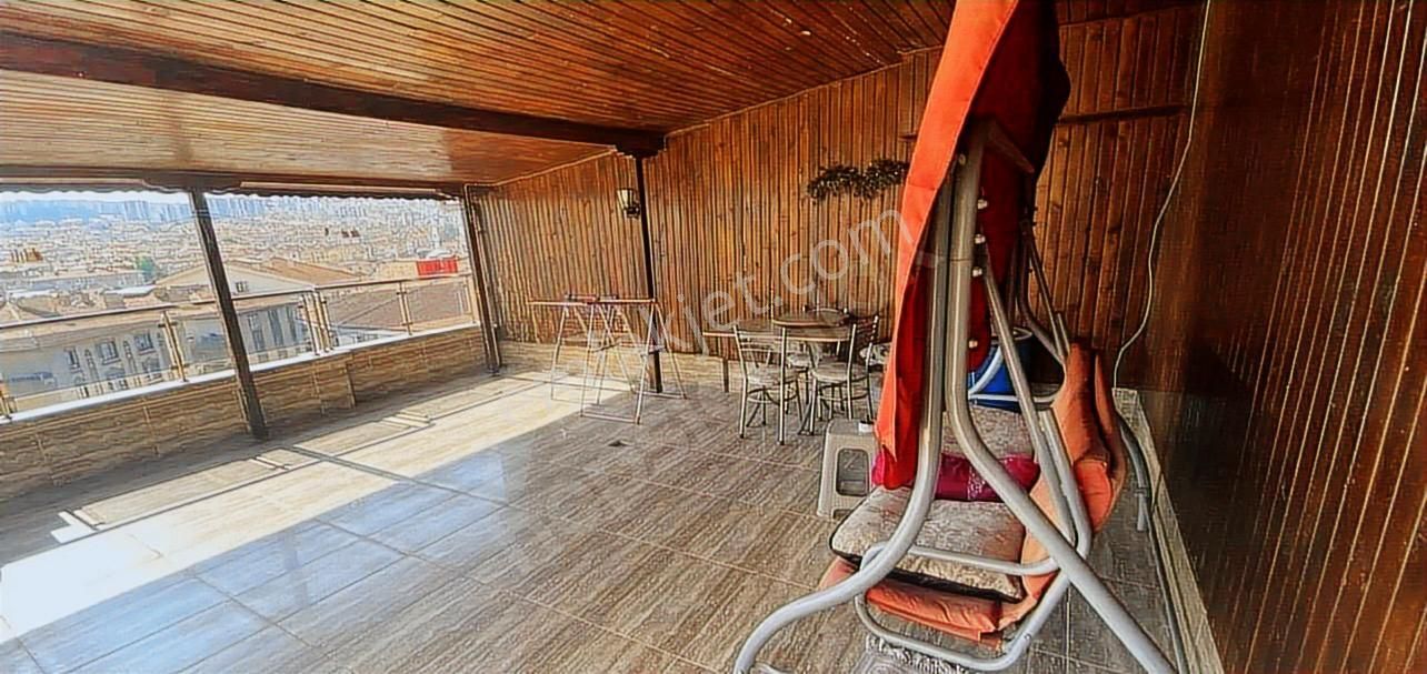 Polat Live'dan Dutluk Metro Yakını Teraslı Manzaralı Satılık - Görsel 17