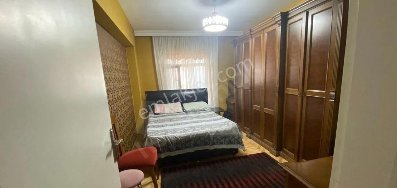 Polat Live'dan Dutluk Metro Yakını Teraslı Manzaralı Satılık - Görsel 3