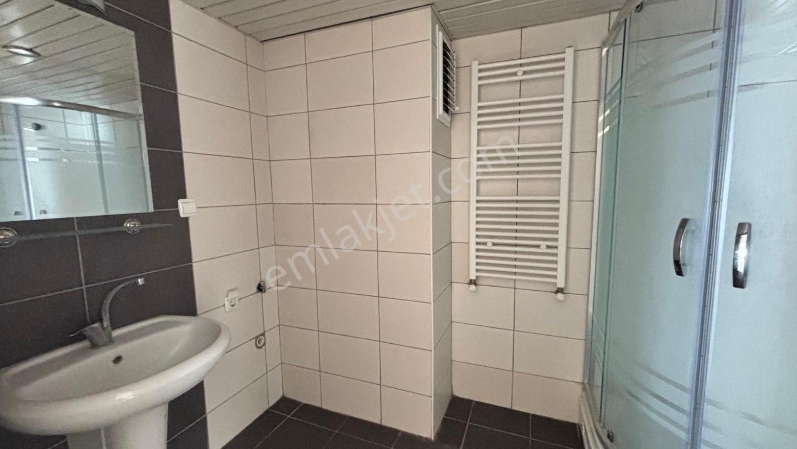 Polat Livedan Mehmet Akif Ersoy Konutlarında 2+1 Ara Kat Kiralık - Görsel 9