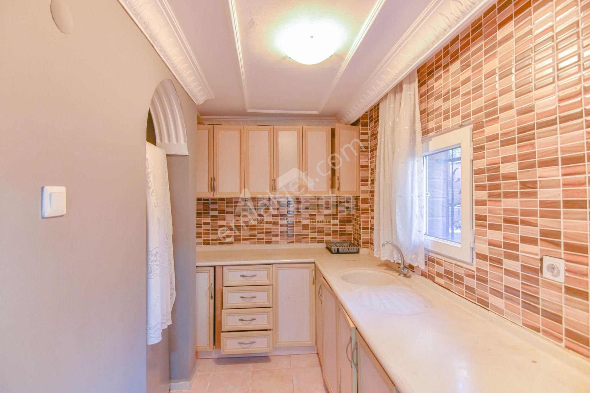 Kuşadası Kadınlar Denizi Mahallesi'nde 4+2 Dubleks - Görsel 22