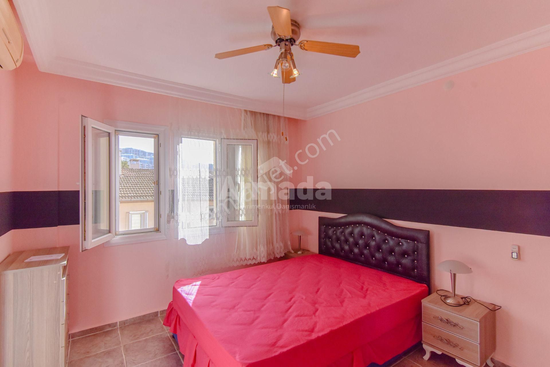 Kuşadası Kadınlar Denizi Mahallesi'nde 4+2 Dubleks - Görsel 11