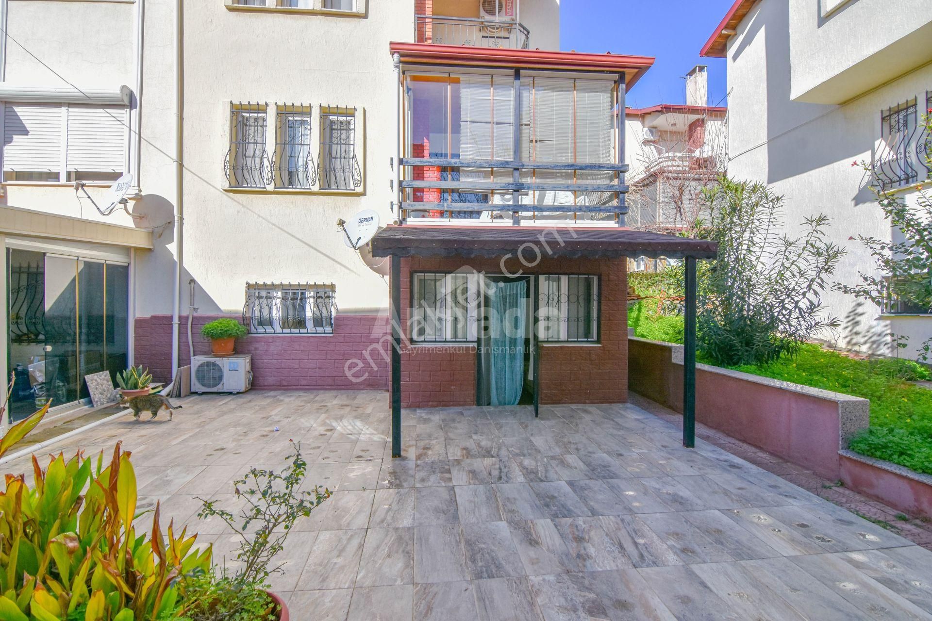 Kuşadası Kadınlar Denizi Mahallesi'nde 4+2 Dubleks - Görsel 30