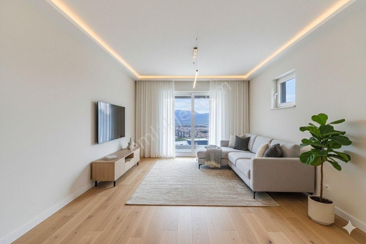 Menemen Kazımpaşada Havuzlu Otoparklı Satılık 3+1 - Görsel 4