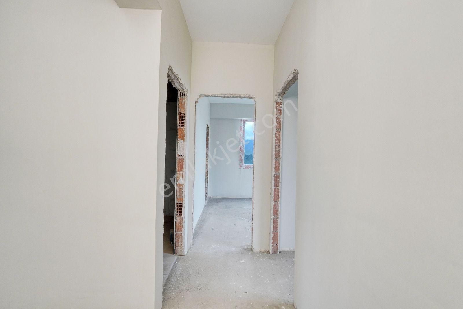 Menemen Kazımpaşada Havuzlu Otoparklı Satılık 3+1 - Görsel 13