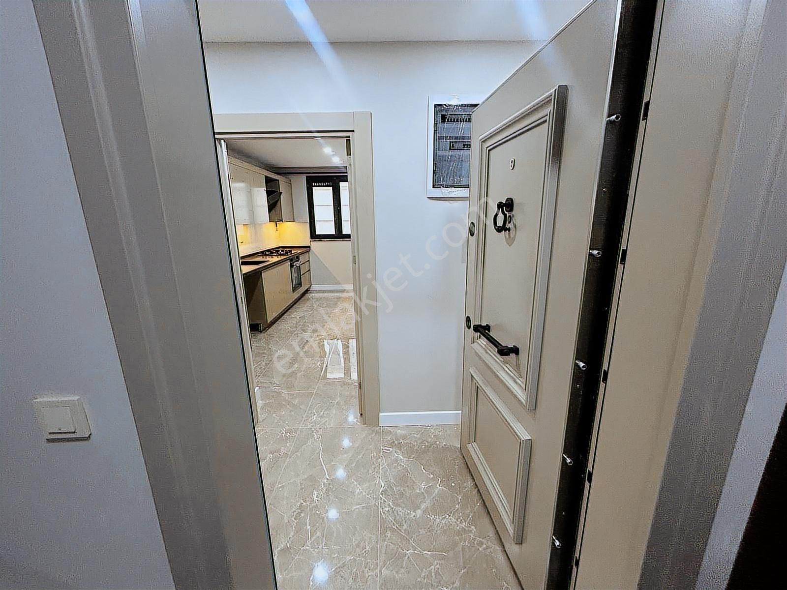 Ümraniye Yeni Bina 2+1 Satılık Daire 1.sınıf İşçilik 93m2 Brüt - Görsel 22