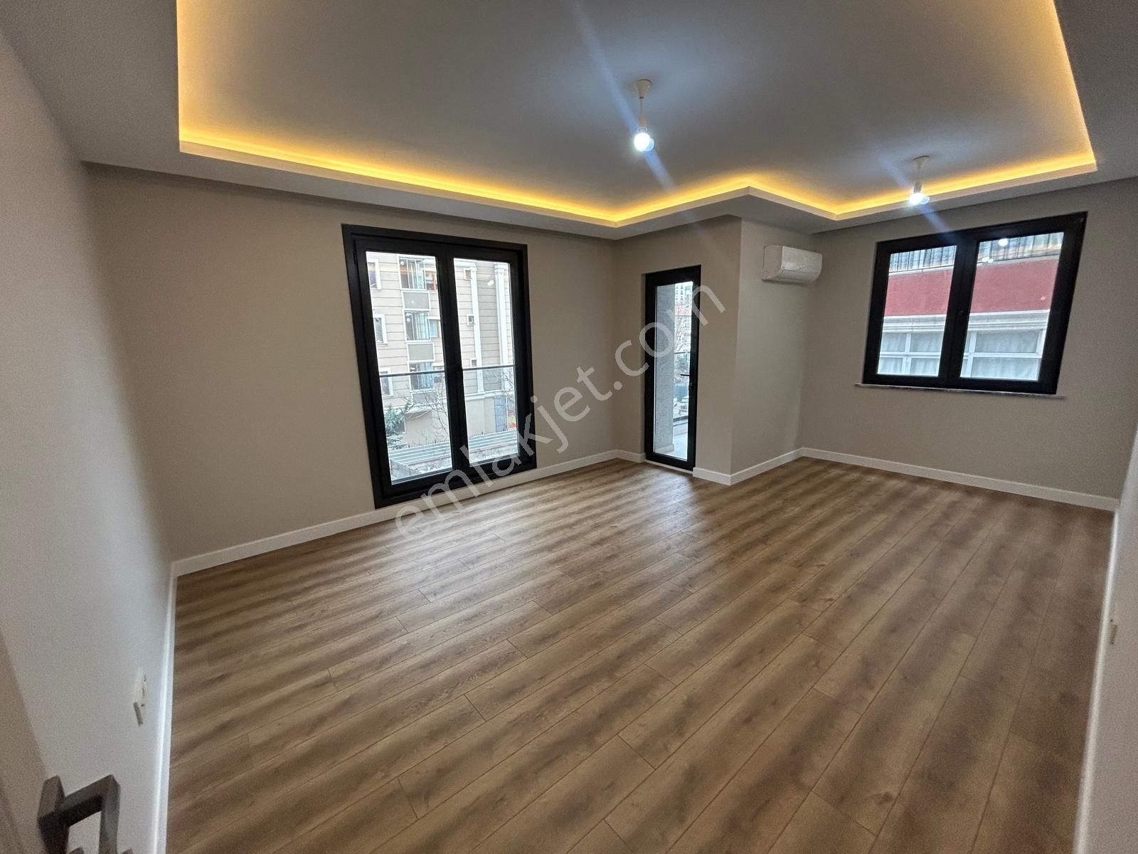 Ümraniye Yeni Bina 2+1 Satılık Daire 1.sınıf İşçilik 93m2 Brüt - Görsel 14