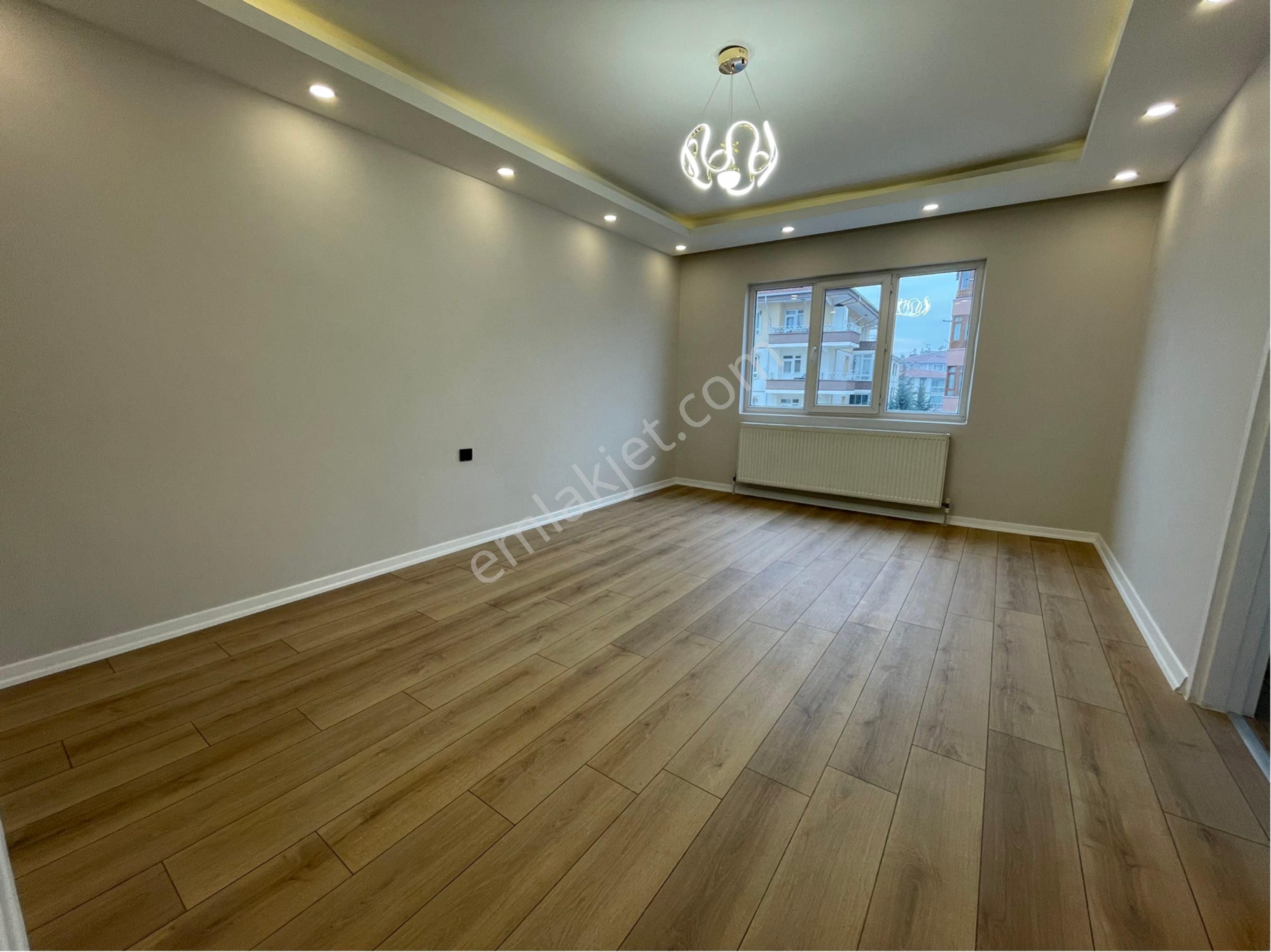 Sincan Malazgirt Mh.'de 3+1 Ön Cephe Satılık Daire - Görsel 6