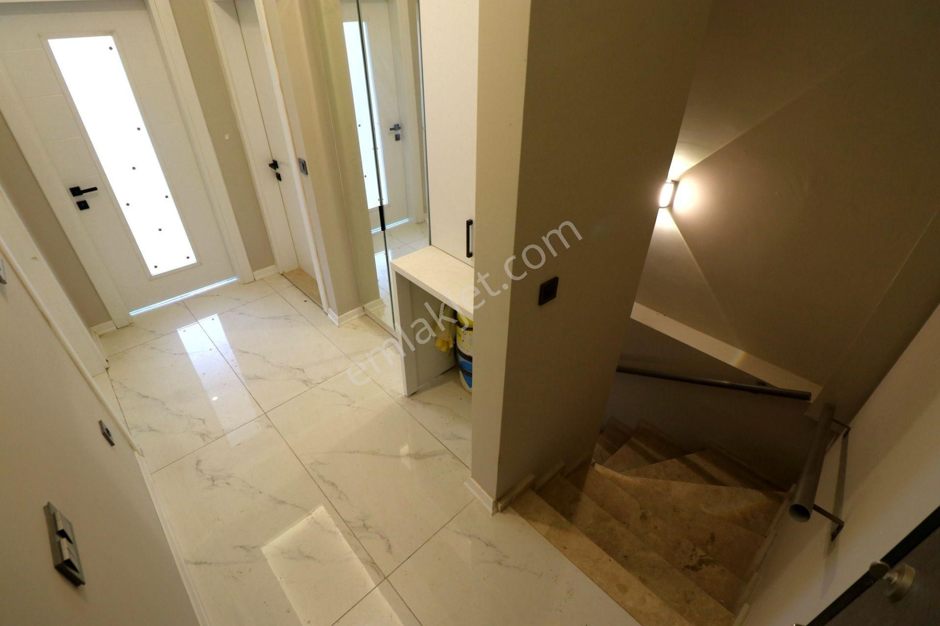 🛑🛑aktif'ten Akçay Merkezde Satılık Ön Cephe Ayrı Mutfaklı Harika Ferah 1+1daire - Görsel 11