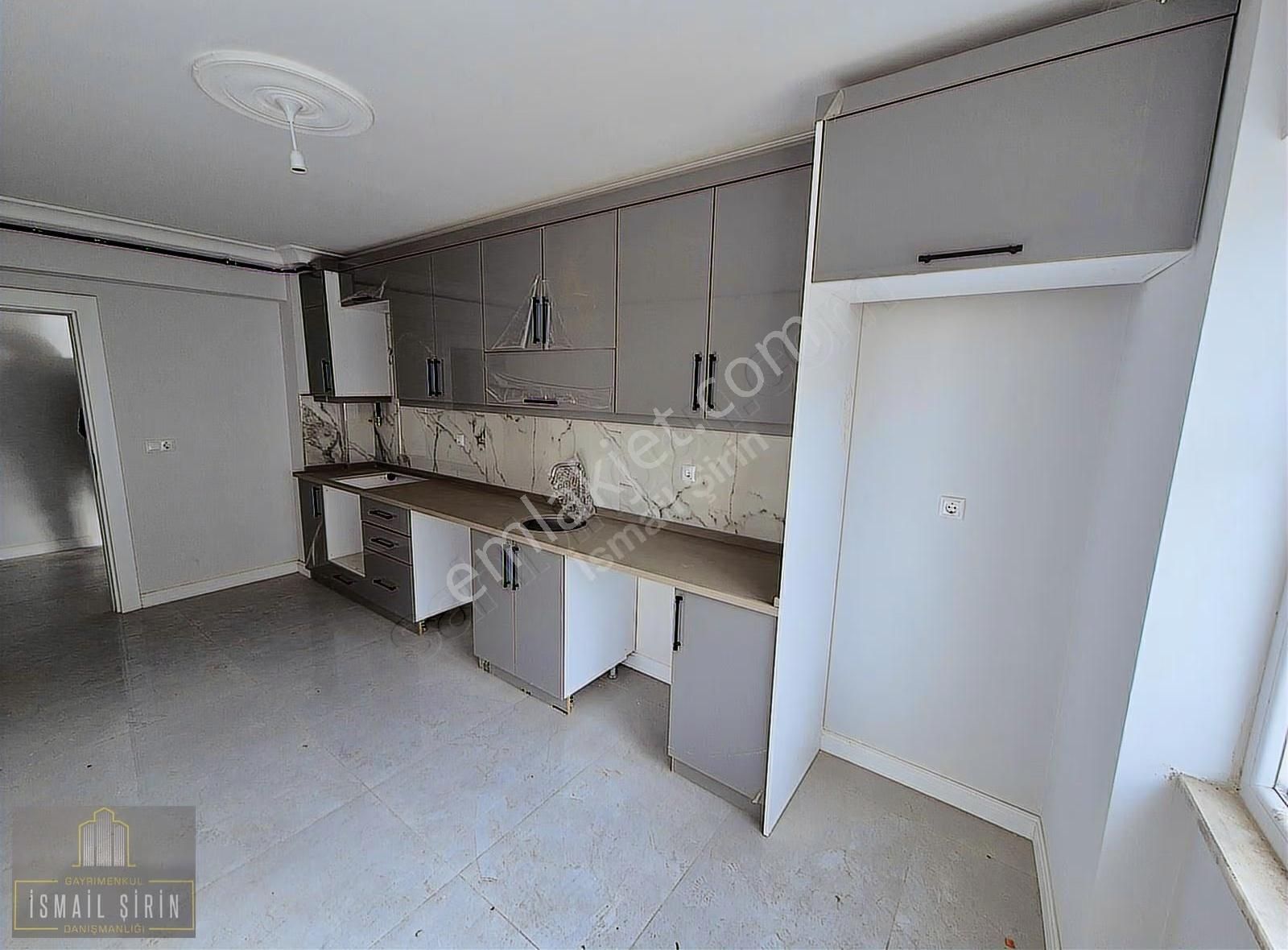 İsmail Şirinden Eşref Dinçer'de Sıfır 3 Katlı Binada 3+1 Daire - Görsel 6