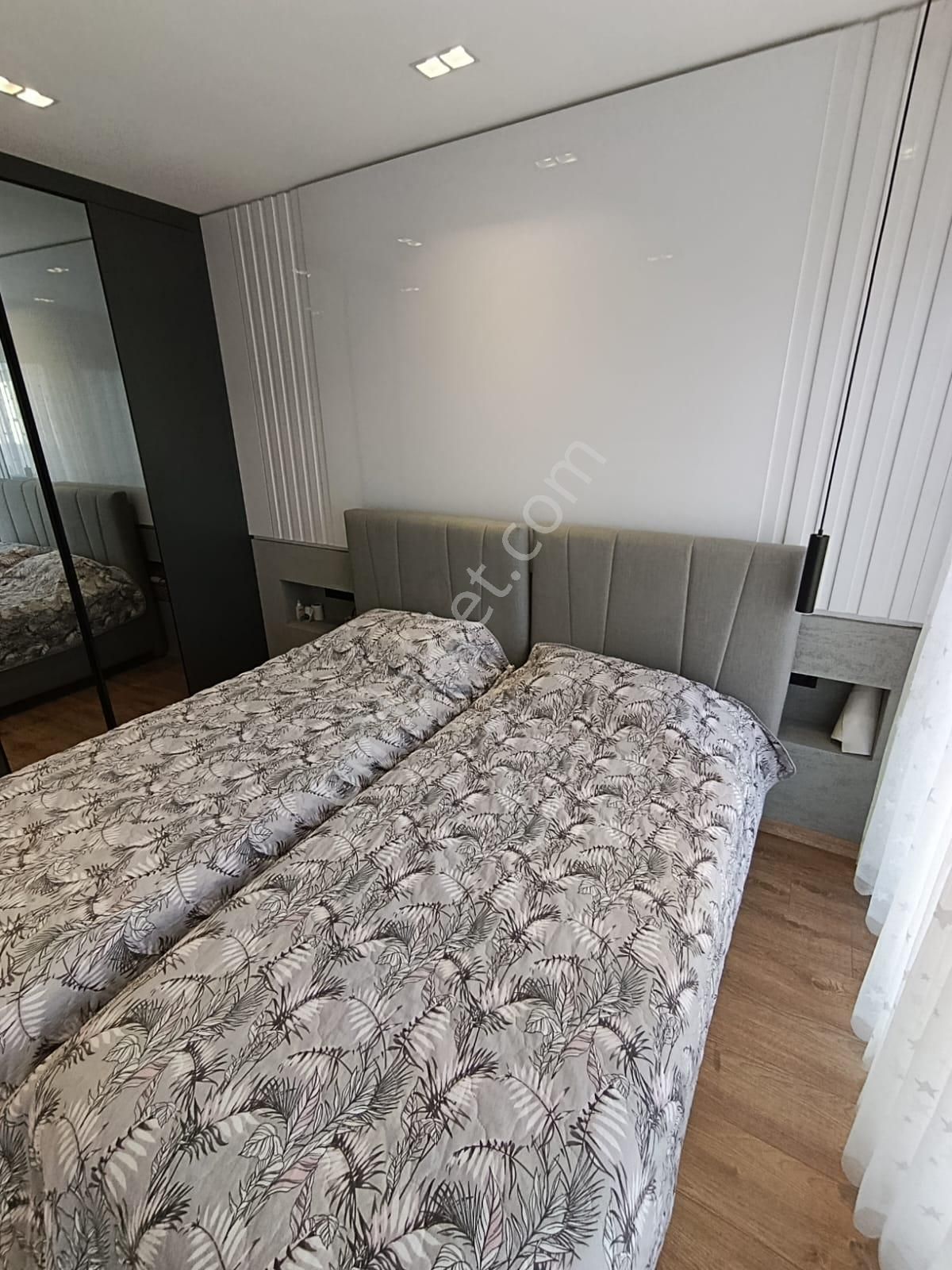 Havuzlu Sitede Sürekli Eşyalı Kiralık Müstakil Villa Sahile 1300m - Görsel 26