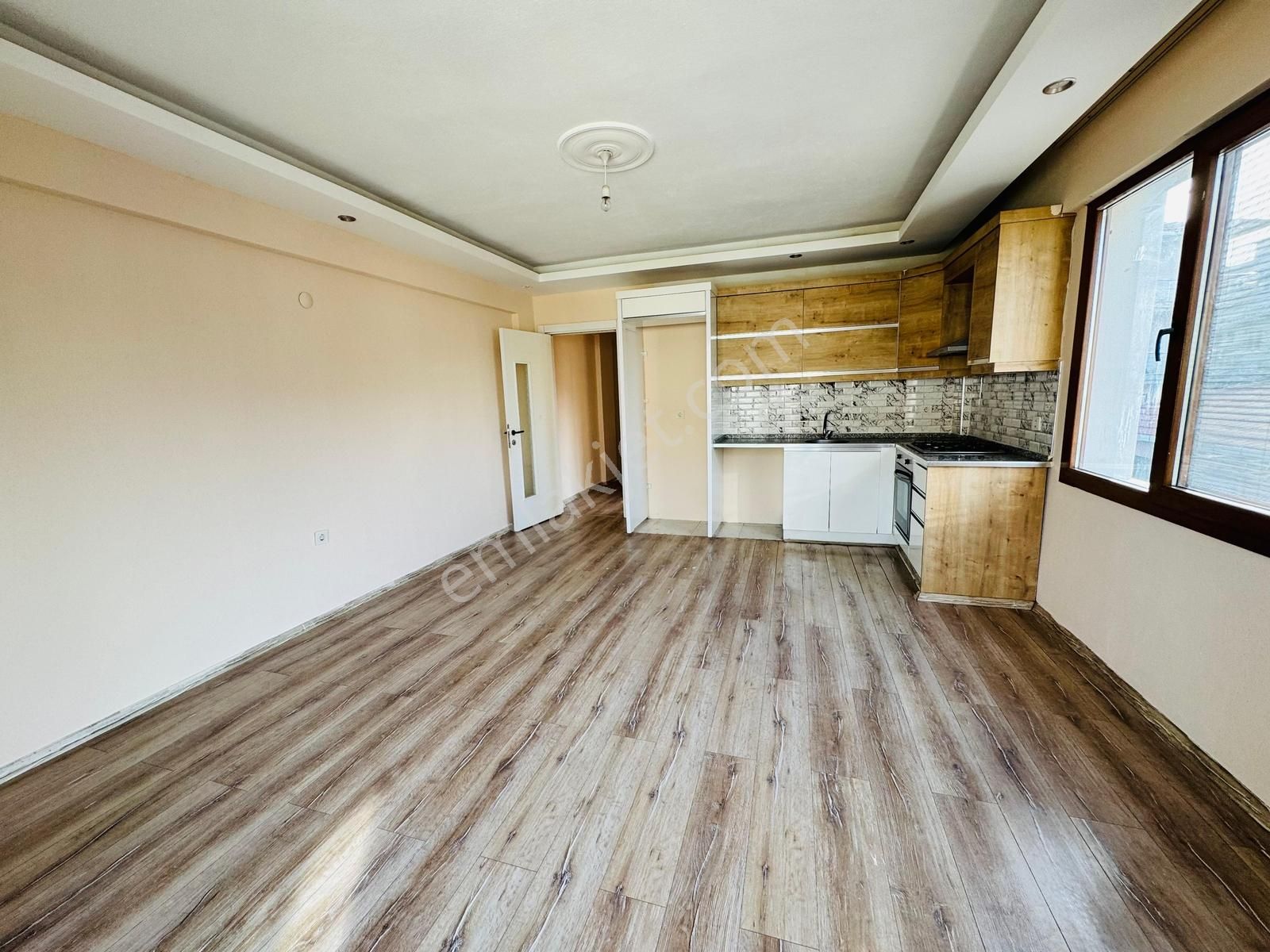Foça Kazım Dirik Mahallesinde Kiralık 2+1 Daire - Görsel 17