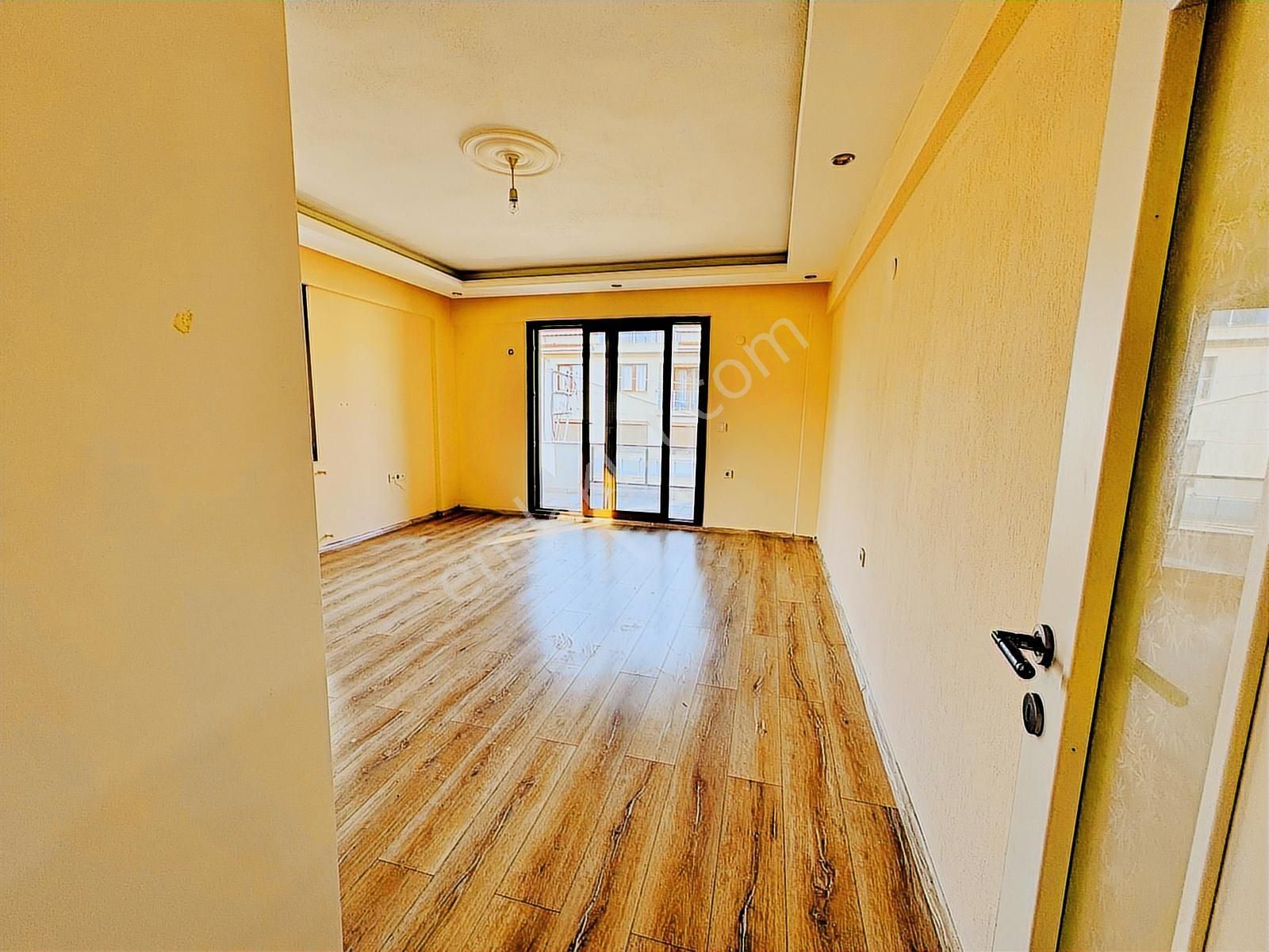Foça Kazım Dirik Mahallesinde Kiralık 2+1 Daire - Görsel 20
