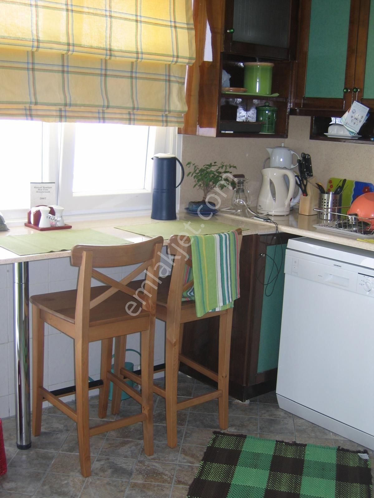 Tüm İzmir Ayaklarınızın Altında Olsun Mu? - Görsel 4