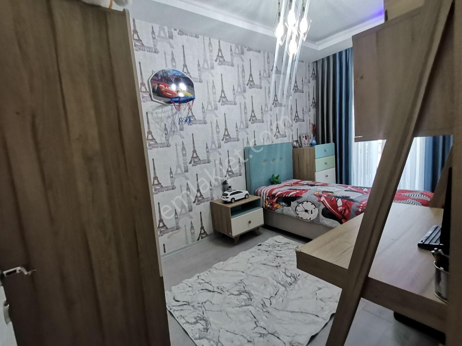 New Lifeden Üçkuyularda 3+1 Full Bakımlı Acil Satılık Daire - Görsel 5