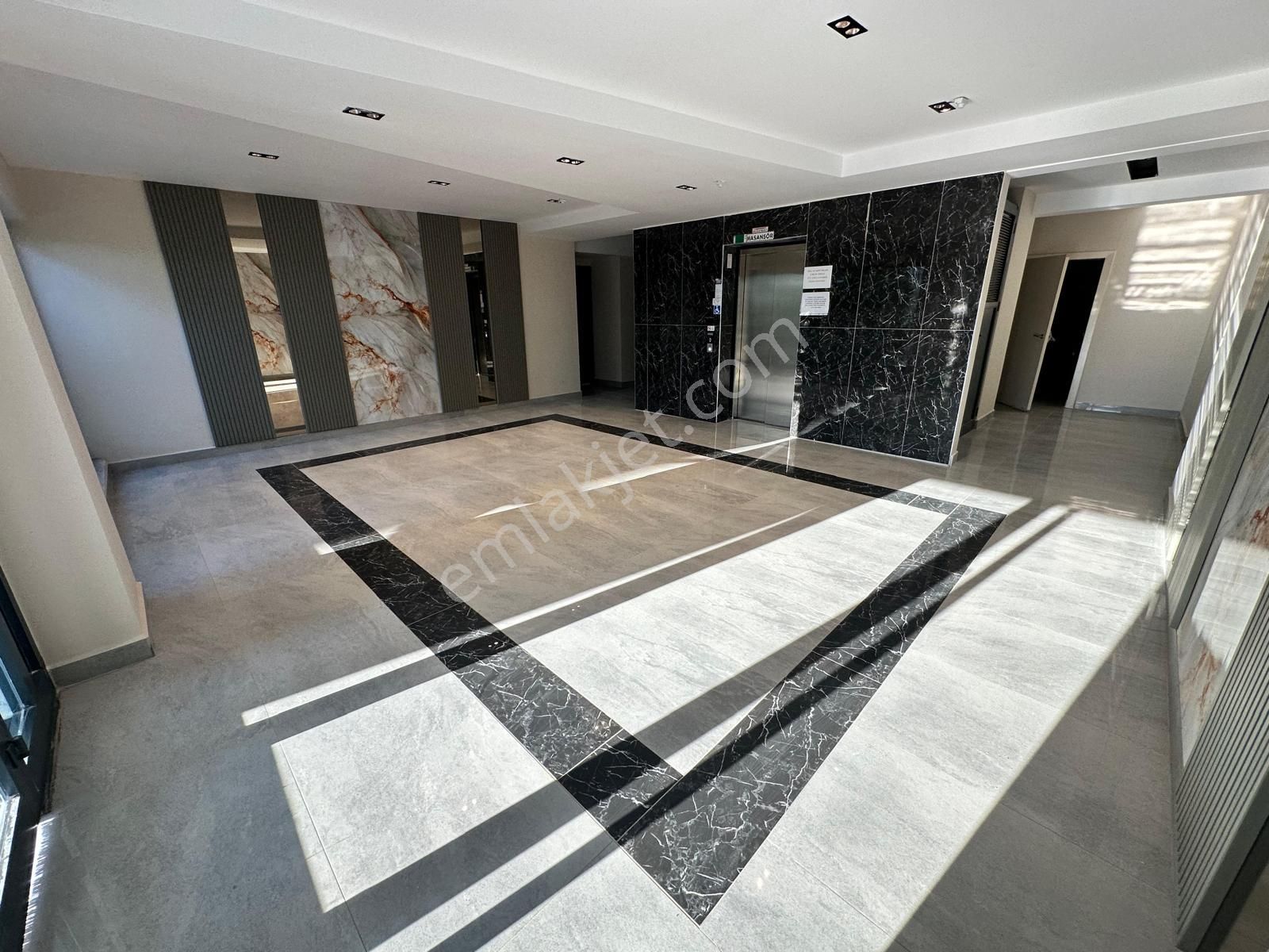 Çankaya Mah Ultra Lüx Havuzlu 3+1 Kapalı Otoparklı Ara Kat - Görsel 16