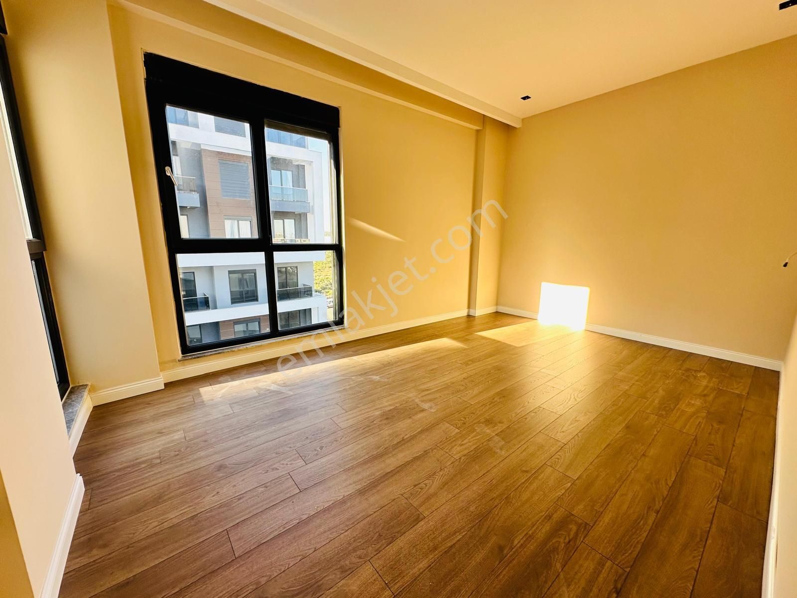 Çankaya Mah Ultra Lüx Havuzlu 3+1 Kapalı Otoparklı Ara Kat - Görsel 7