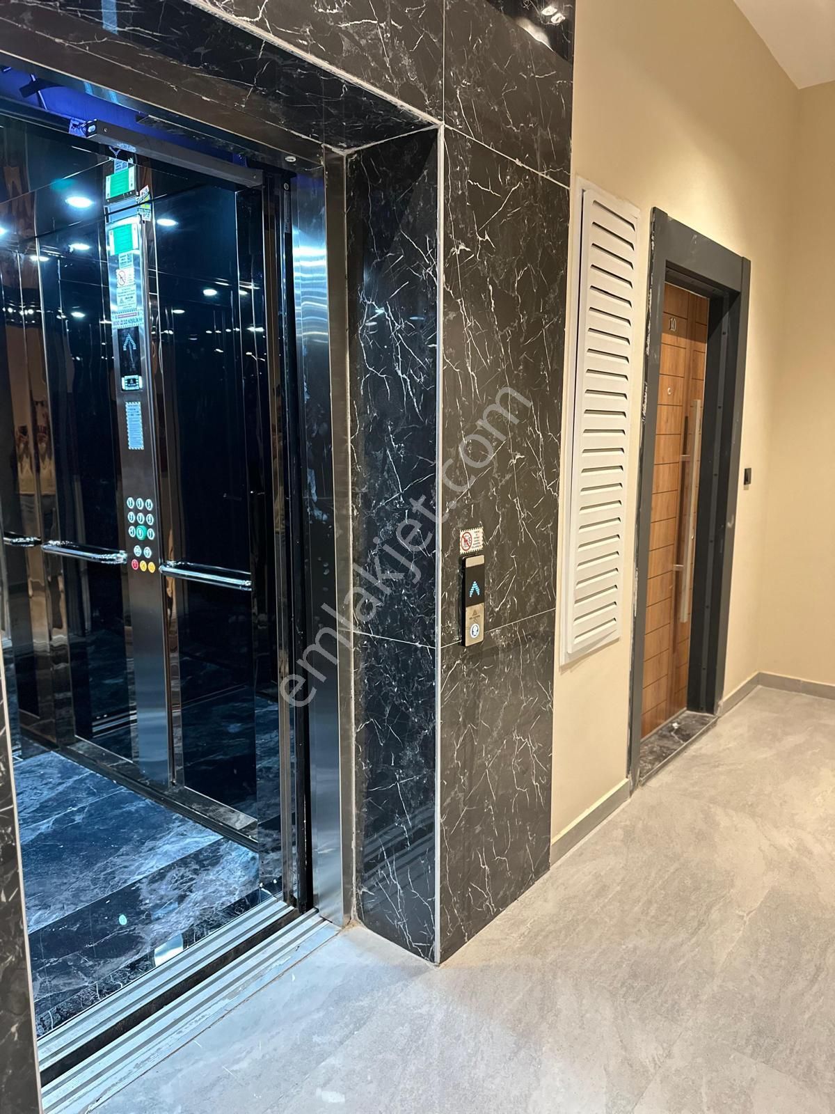 Çankaya Mah Ultra Lüx Havuzlu 3+1 Kapalı Otoparklı Ara Kat - Görsel 18