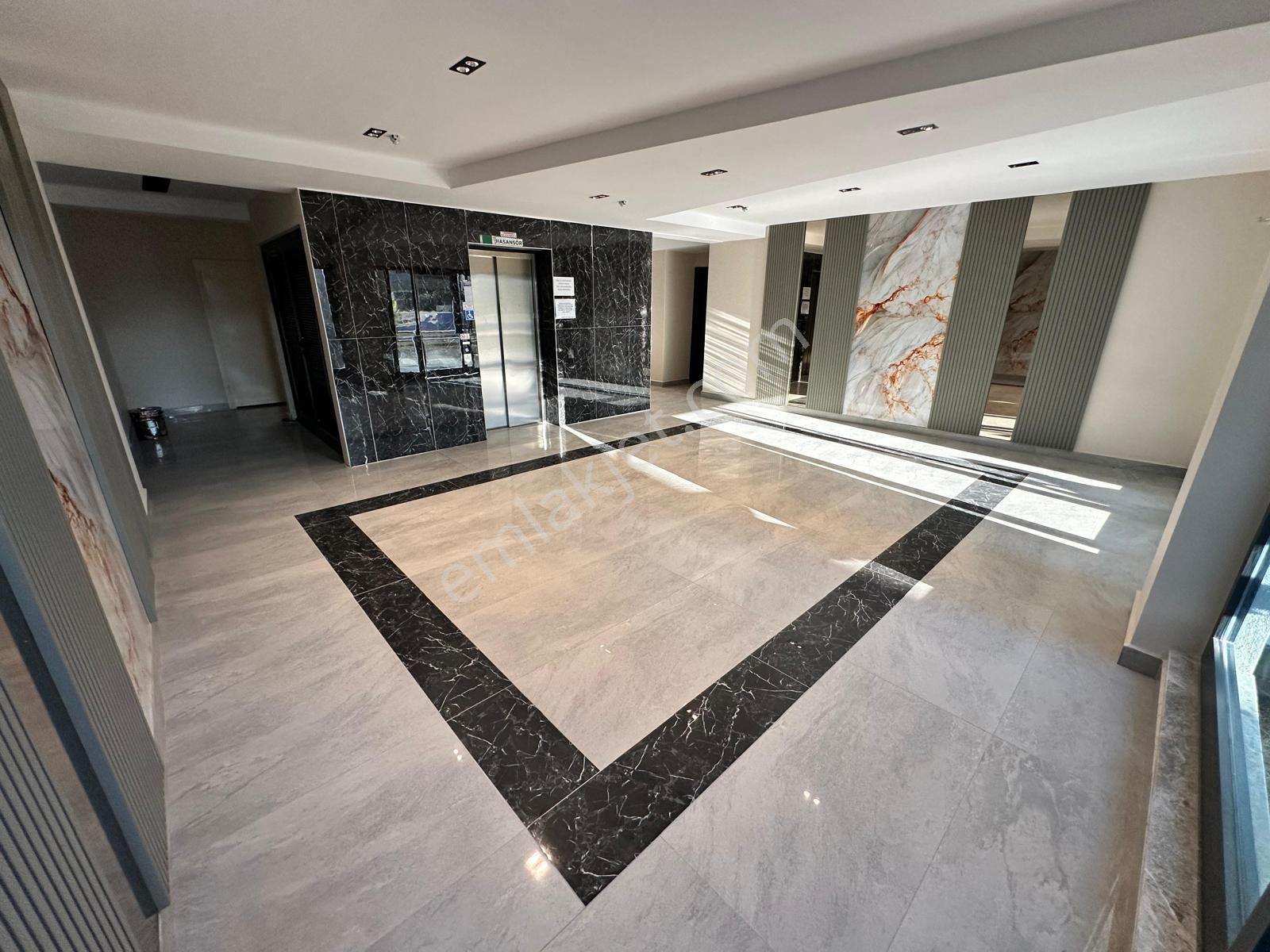 Çankaya Mah Ultra Lüx Havuzlu 3+1 Kapalı Otoparklı Ara Kat - Görsel 15