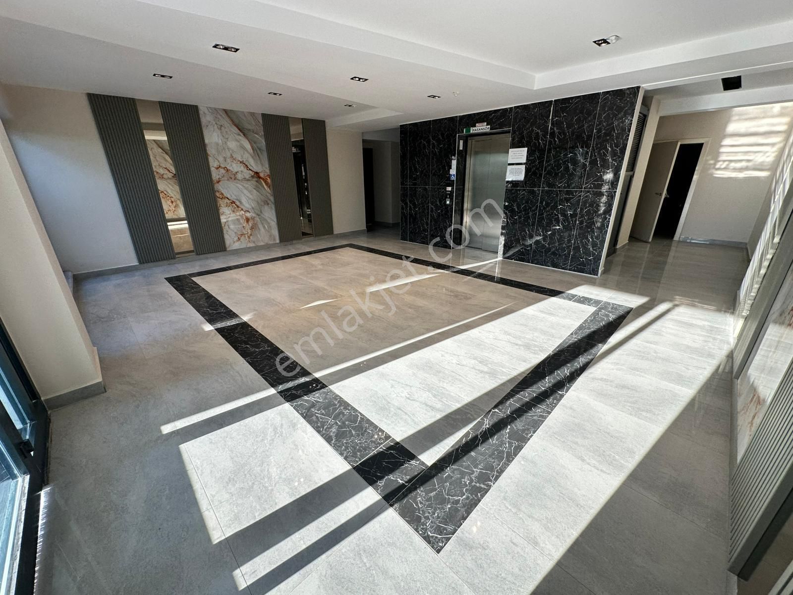 Çankaya Mah Ultra Lüx Havuzlu 3+1 Kapalı Otoparklı Ara Kat - Görsel 13