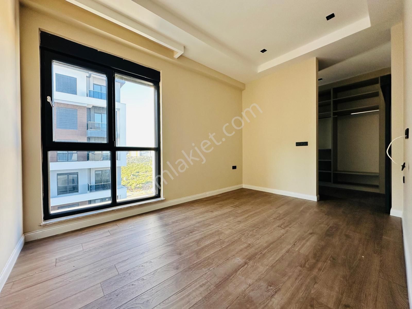 Çankaya Mah Ultra Lüx Havuzlu 3+1 Kapalı Otoparklı Ara Kat - Görsel 28