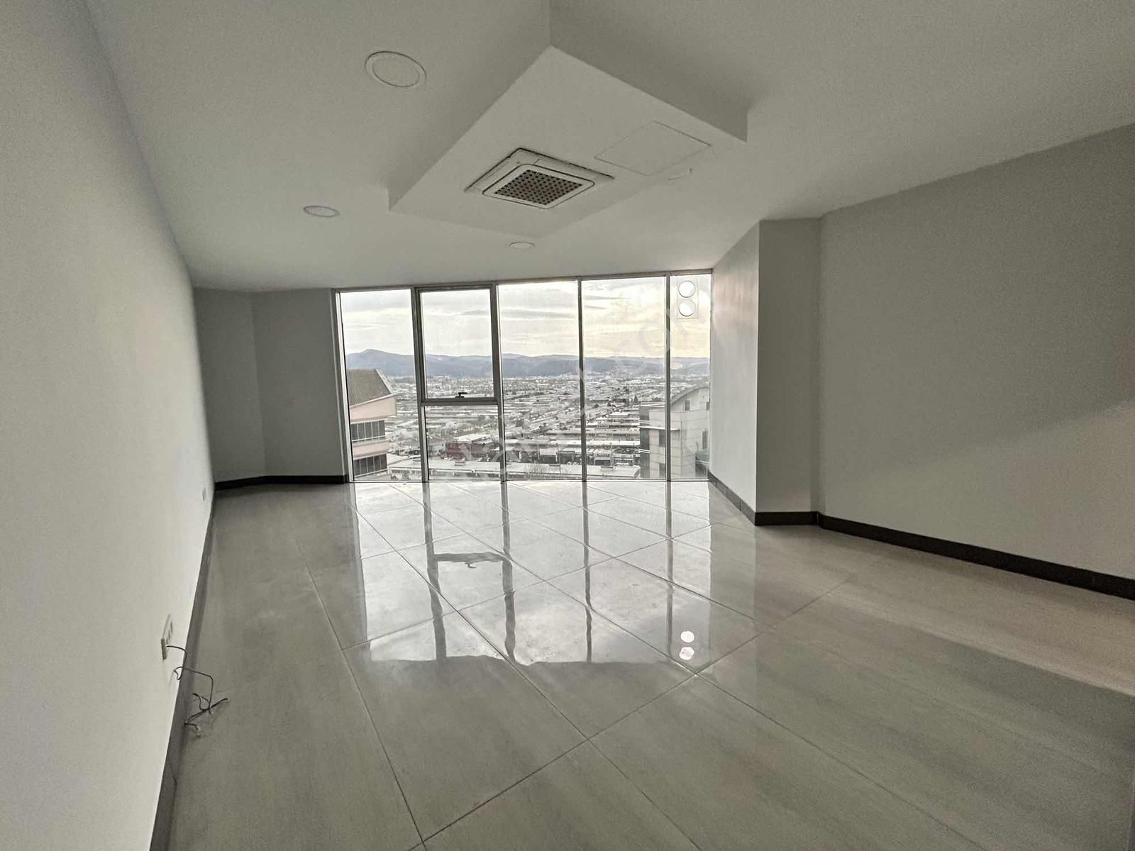 Metro İstasyonu Ve Resmi Kurumlara Yakın Konumda Kiralık Ofis - Görsel 4