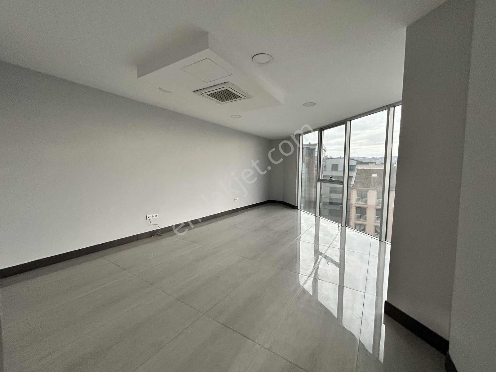 Metro İstasyonu Ve Resmi Kurumlara Yakın Konumda Kiralık Ofis - Görsel 5