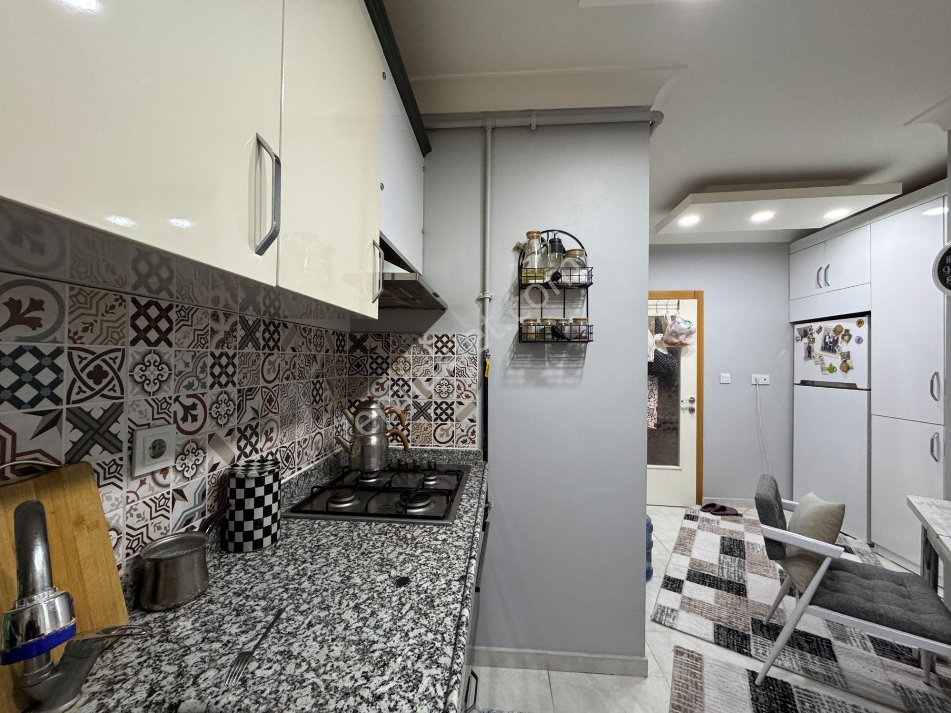 Nam-ak Emlak'tan Kapalı Otoparklı Çift Banyolu Asansörlü 2+1 Daire - Görsel 8