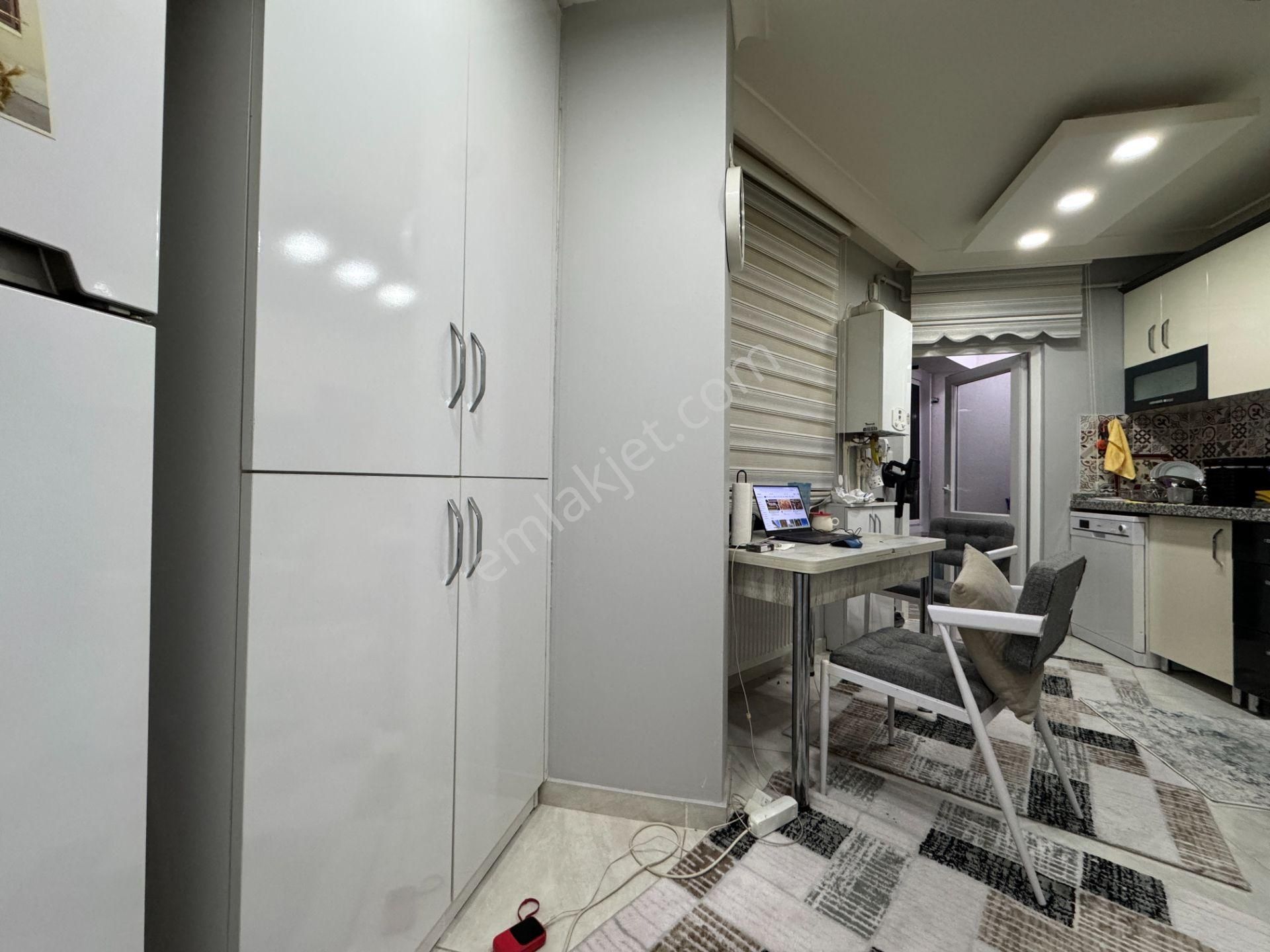 Nam-ak Emlak'tan Kapalı Otoparklı Çift Banyolu Asansörlü 2+1 Daire - Görsel 13