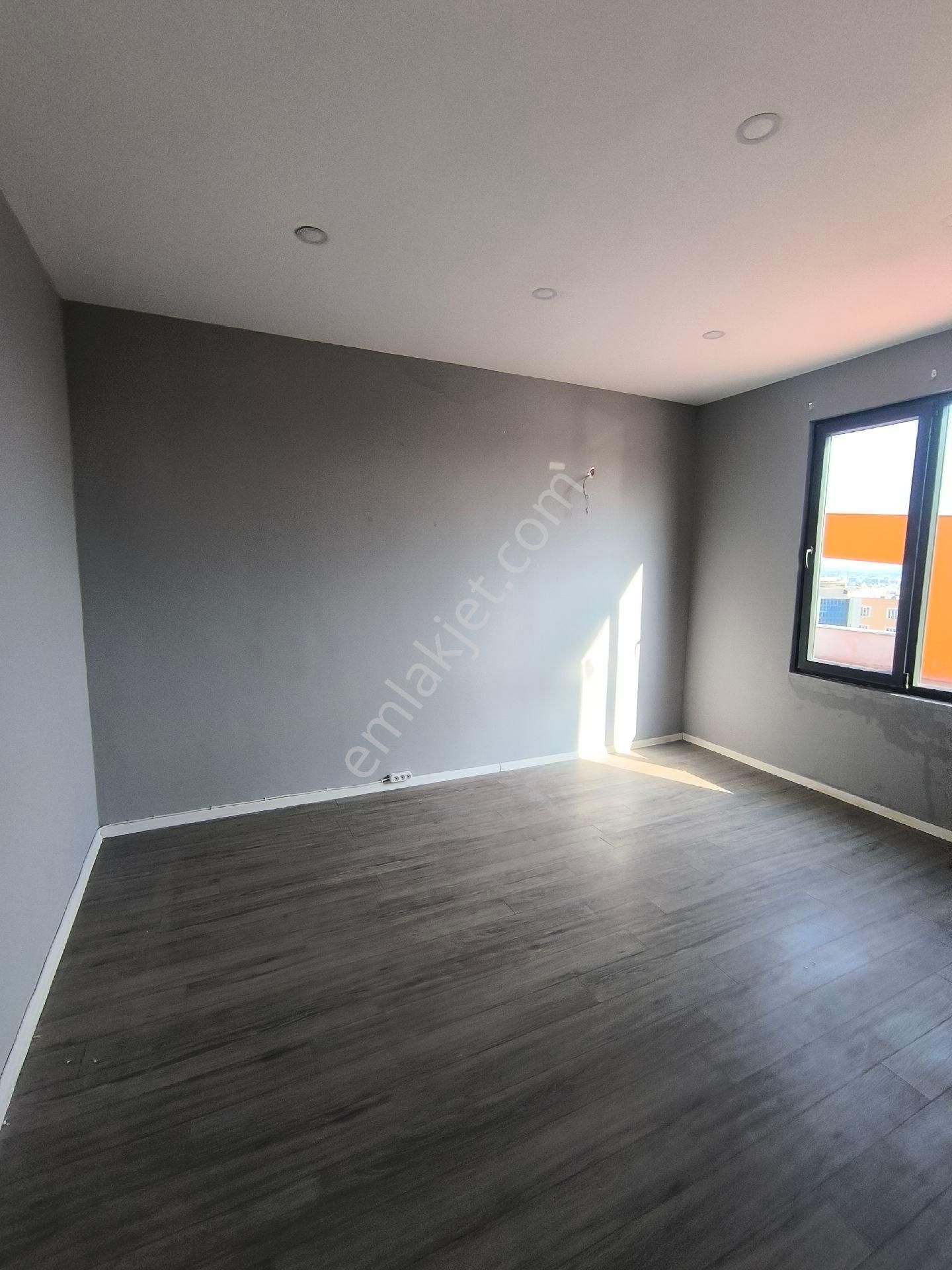 Kiralık Dublex Ofis Merkezi Lokasyonda Yeni Doğalgazlı Asansörlü - Görsel 8