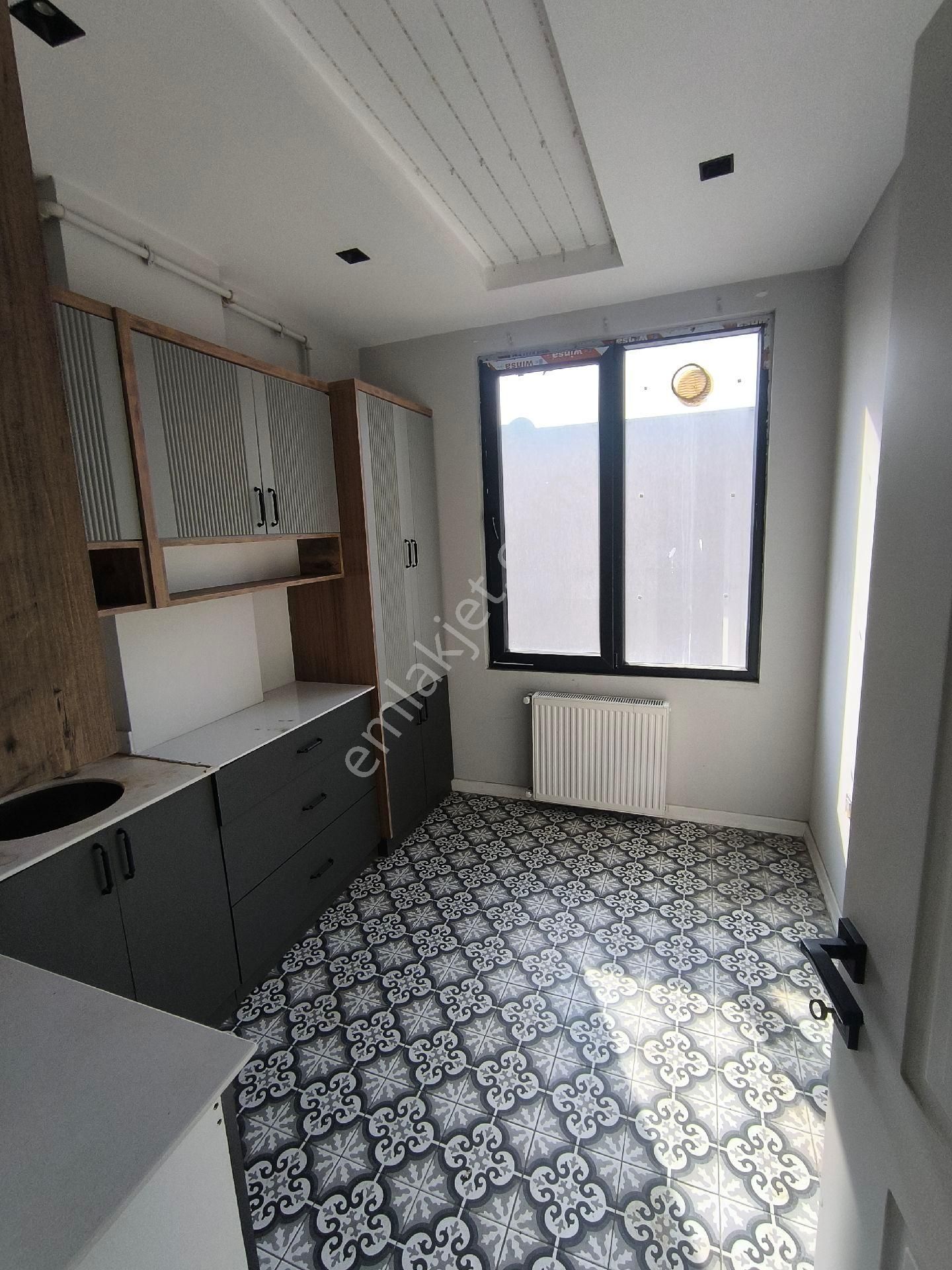 Kiralık Dublex Ofis Merkezi Lokasyonda Yeni Doğalgazlı Asansörlü - Görsel 3