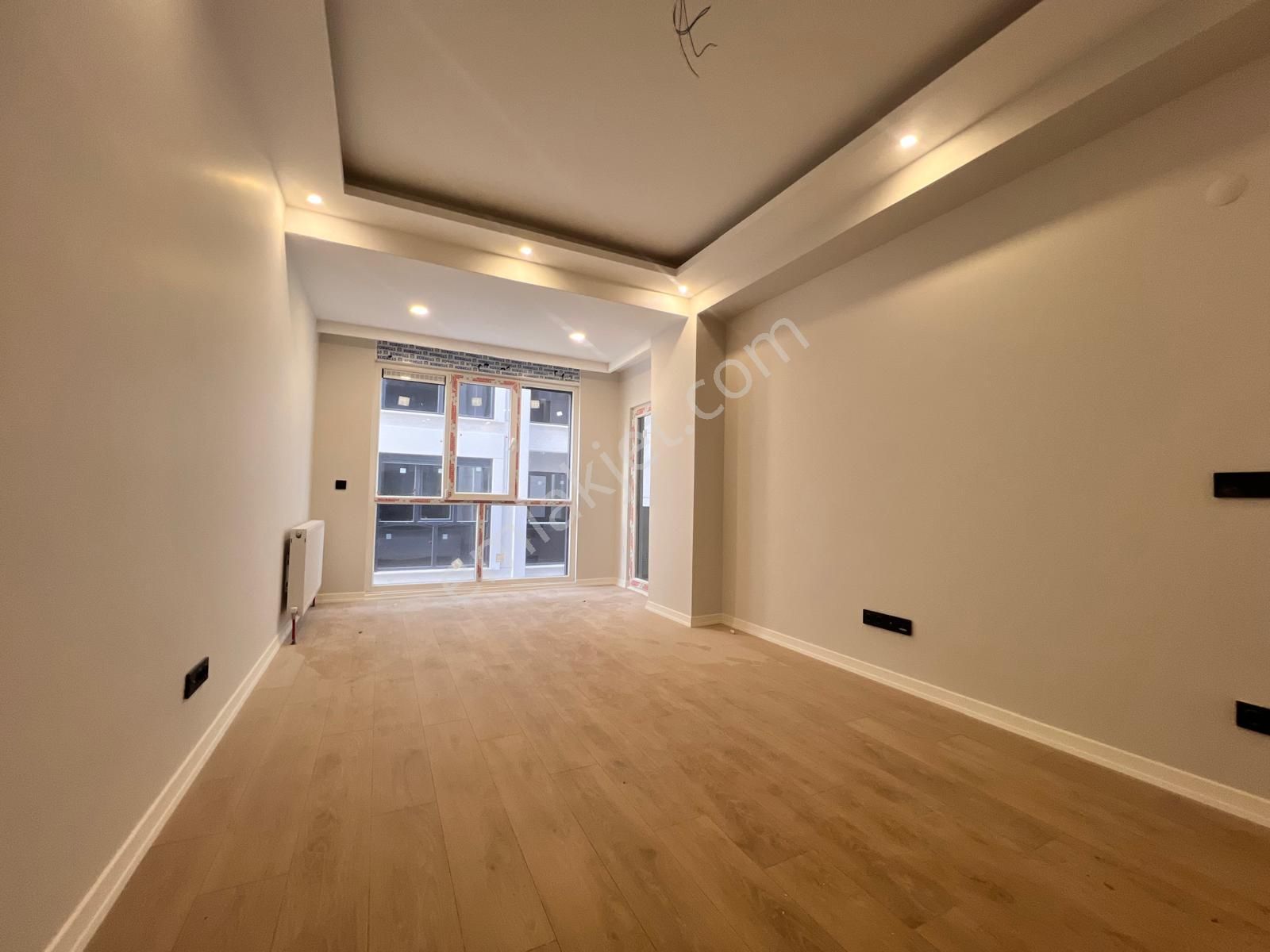 Altıntepe'de Cadde Üzeri Ara Kat 2+1 Daire - Görsel 20