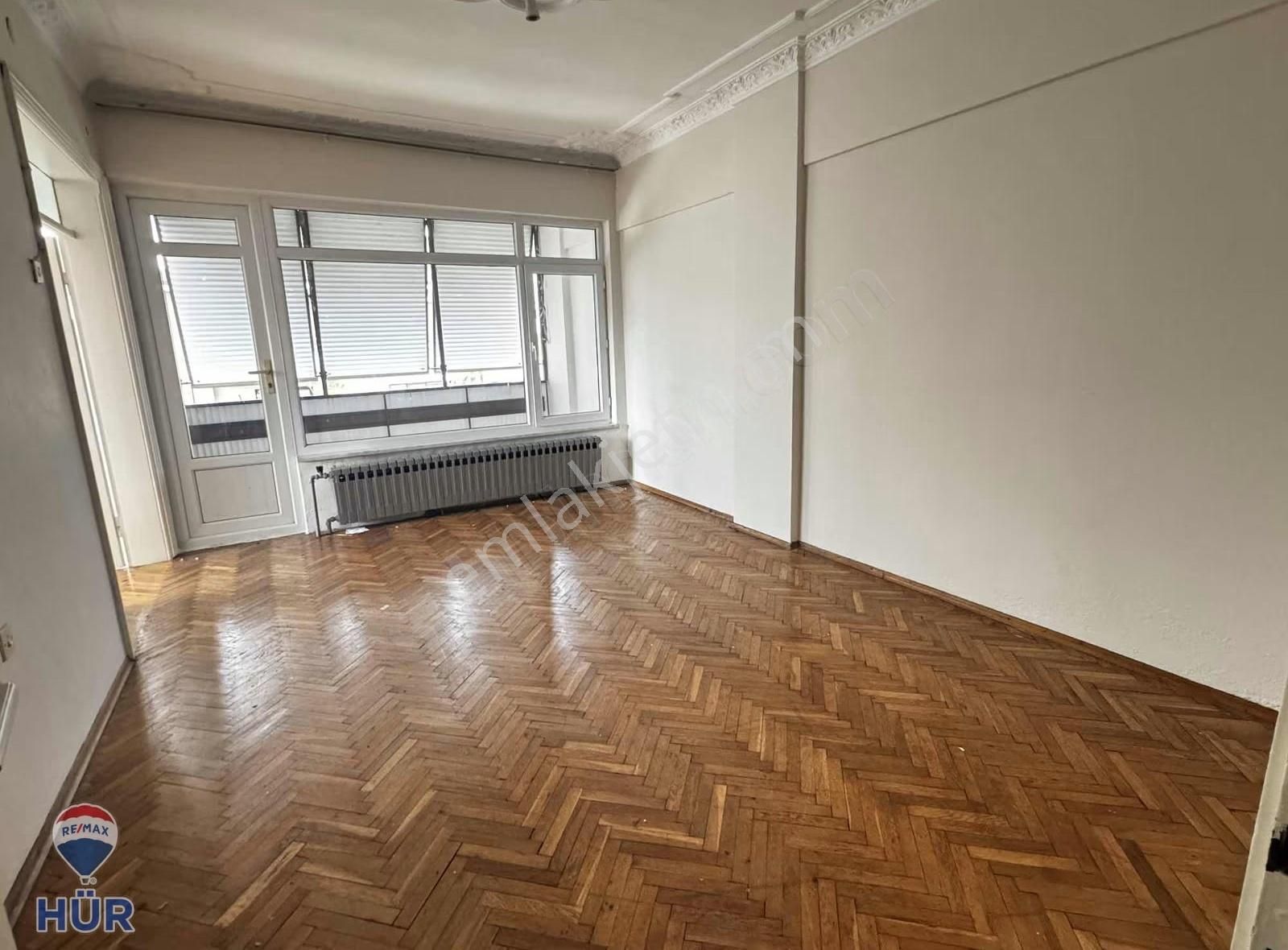 Remax Hür İlke Aydaş'tan Şirinevler'de 3+1 Geniş Kiralık Daire - Görsel 8