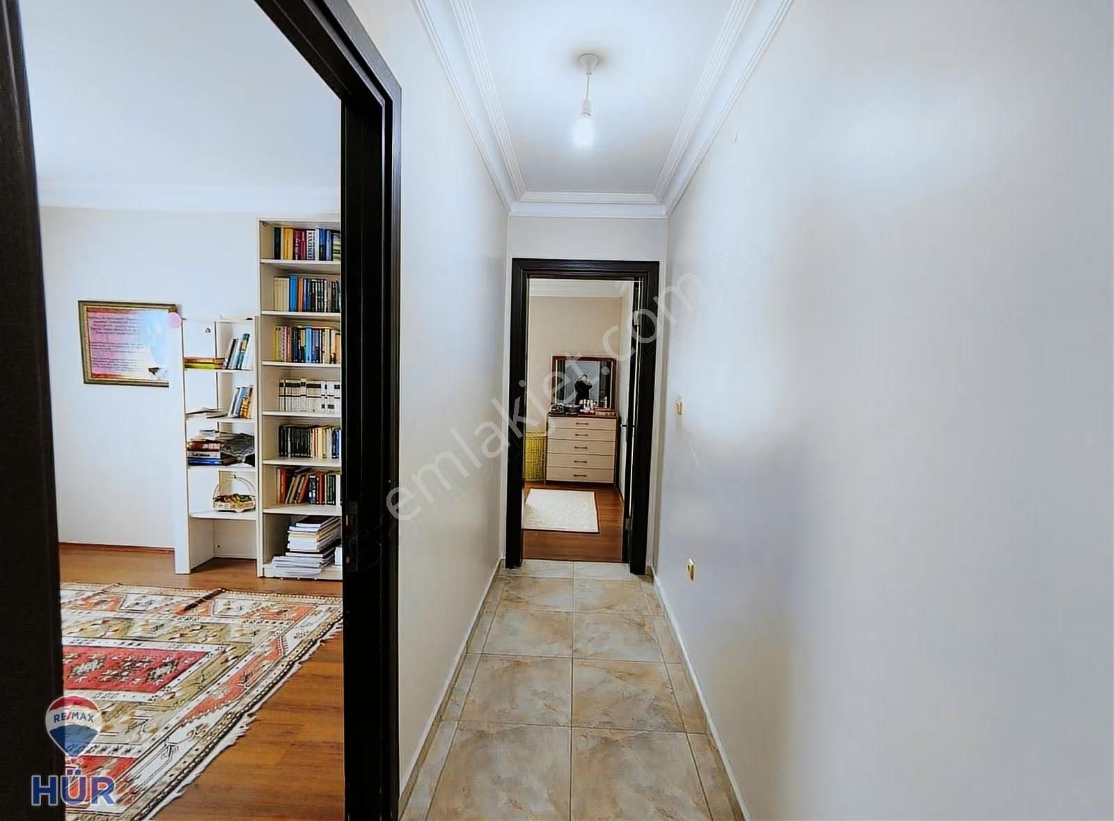 Remax-hür Fatma Yıldız Dan Baytur Sitesinde Satılık 3+1 - Görsel 13