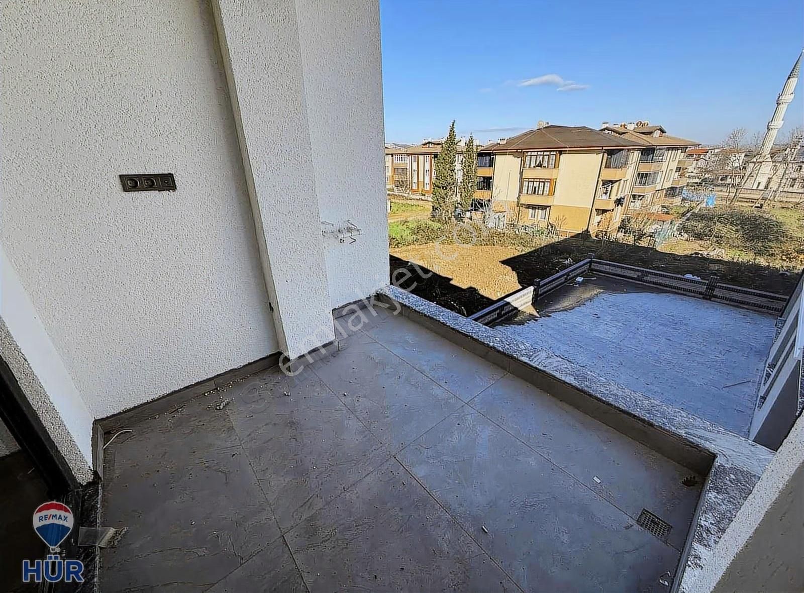 Ömer İnan Remax Hür Arifiye Neviye Mah. 2+1 Satılık Sıfır Daire - Görsel 4